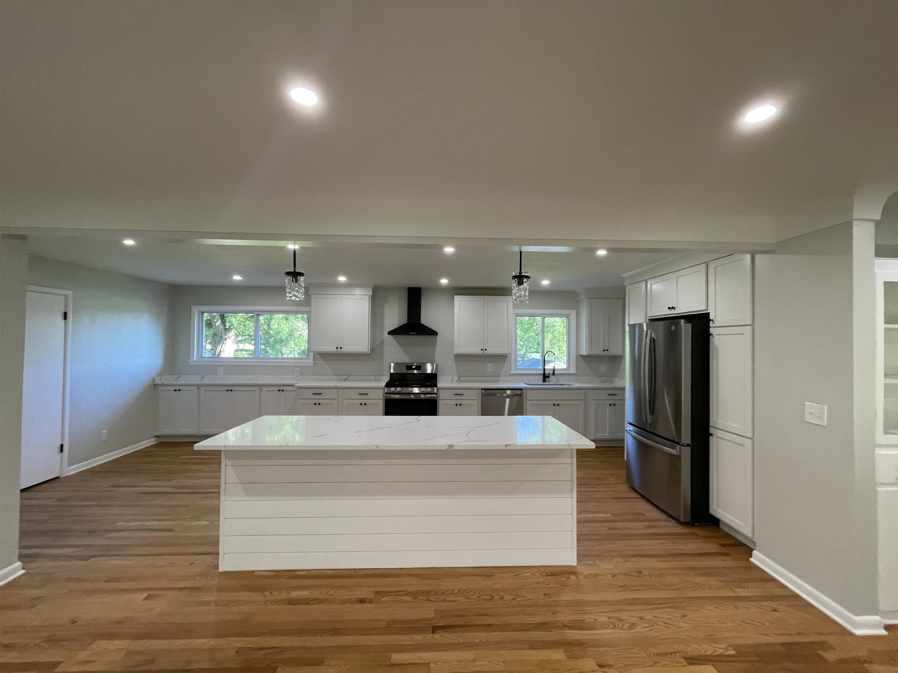 114 E Henry Street, Flushing, MI 48433 — Photo 5