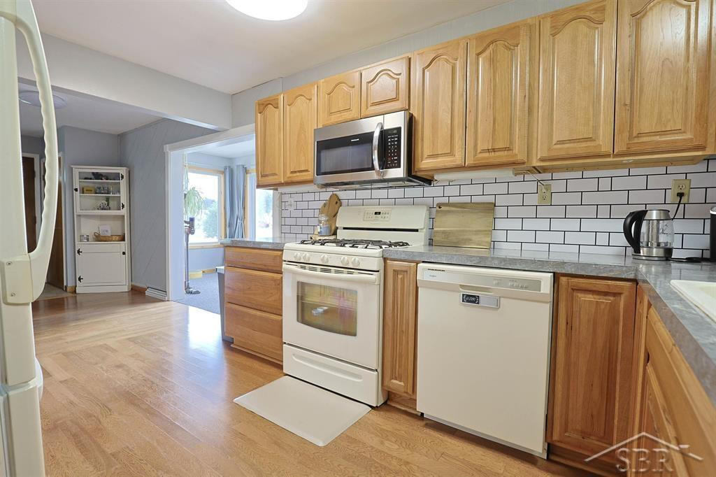 4811 Edgewood Court, Clare, MI 48617 — Photo 8