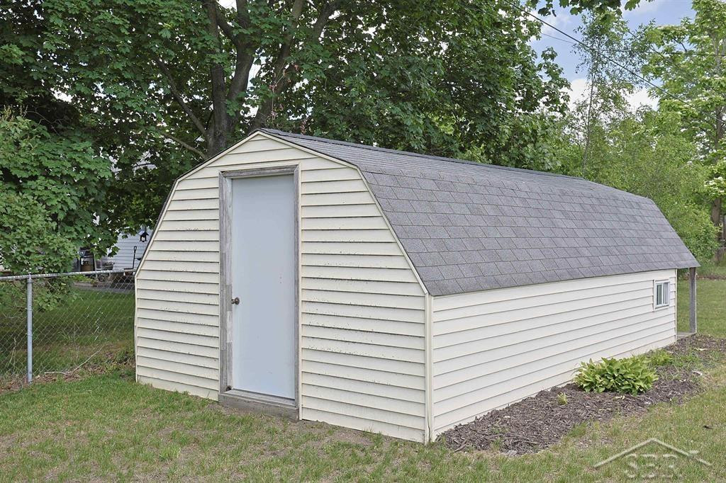 4811 Edgewood Court, Clare, MI 48617 — Photo 43