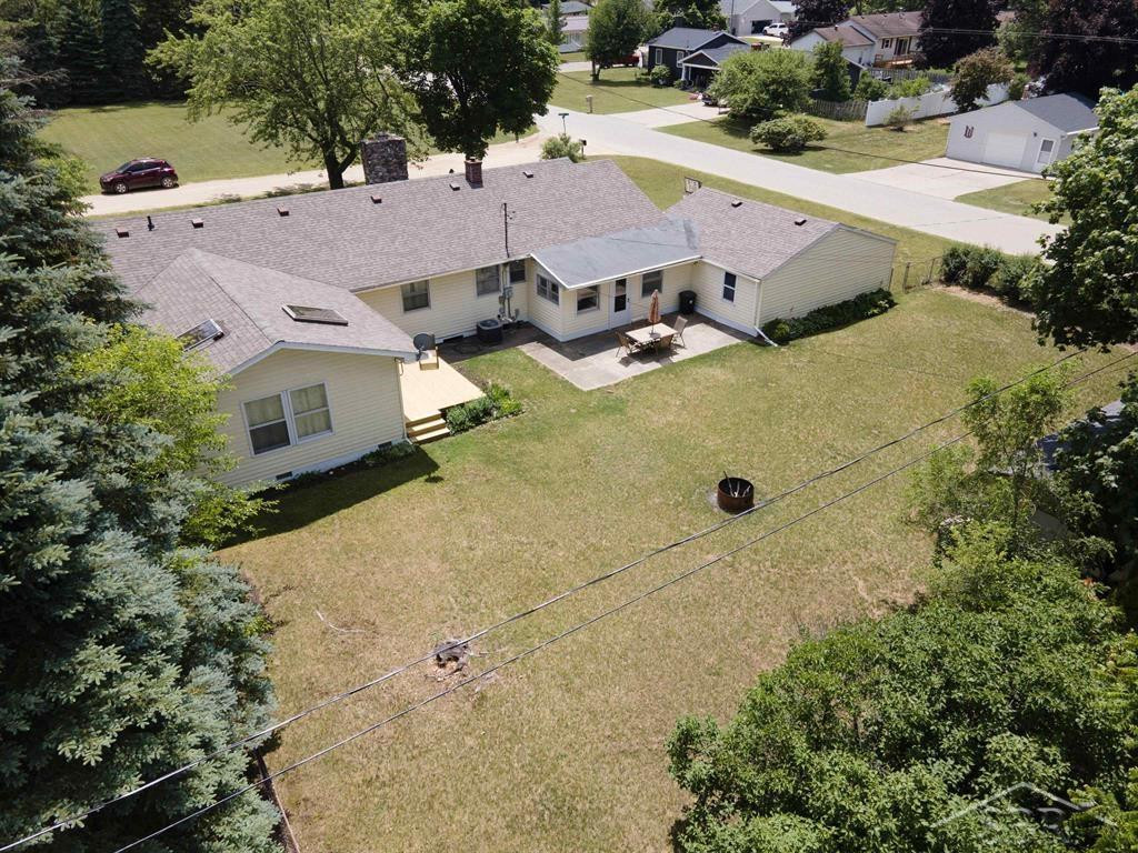 4811 Edgewood Court, Clare, MI 48617 — Photo 47