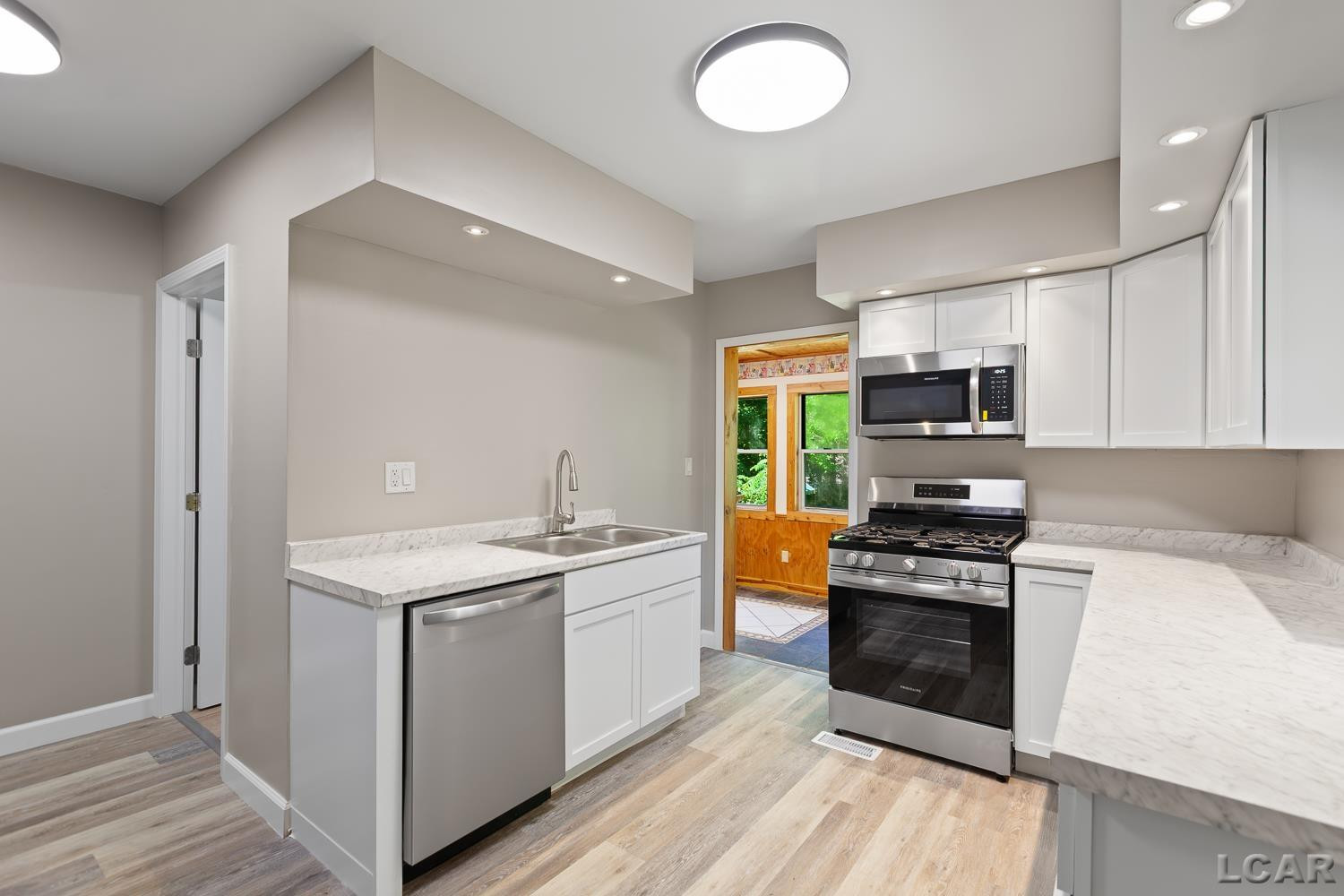 120 Sherman Street, Brooklyn, MI 49286 — Photo 10