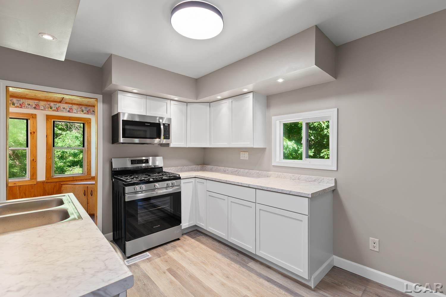 120 Sherman Street, Brooklyn, MI 49286 — Photo 11
