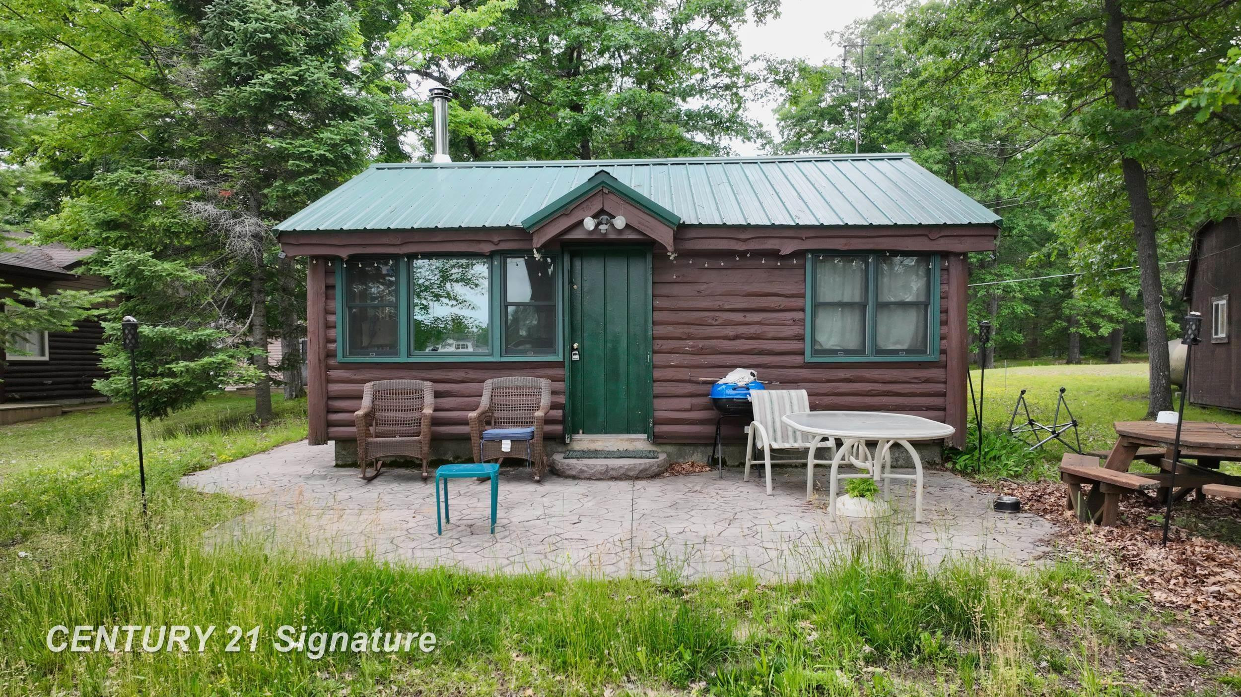 751 E Long Lake Drive, Harrison, MI 48625 — Photo 2