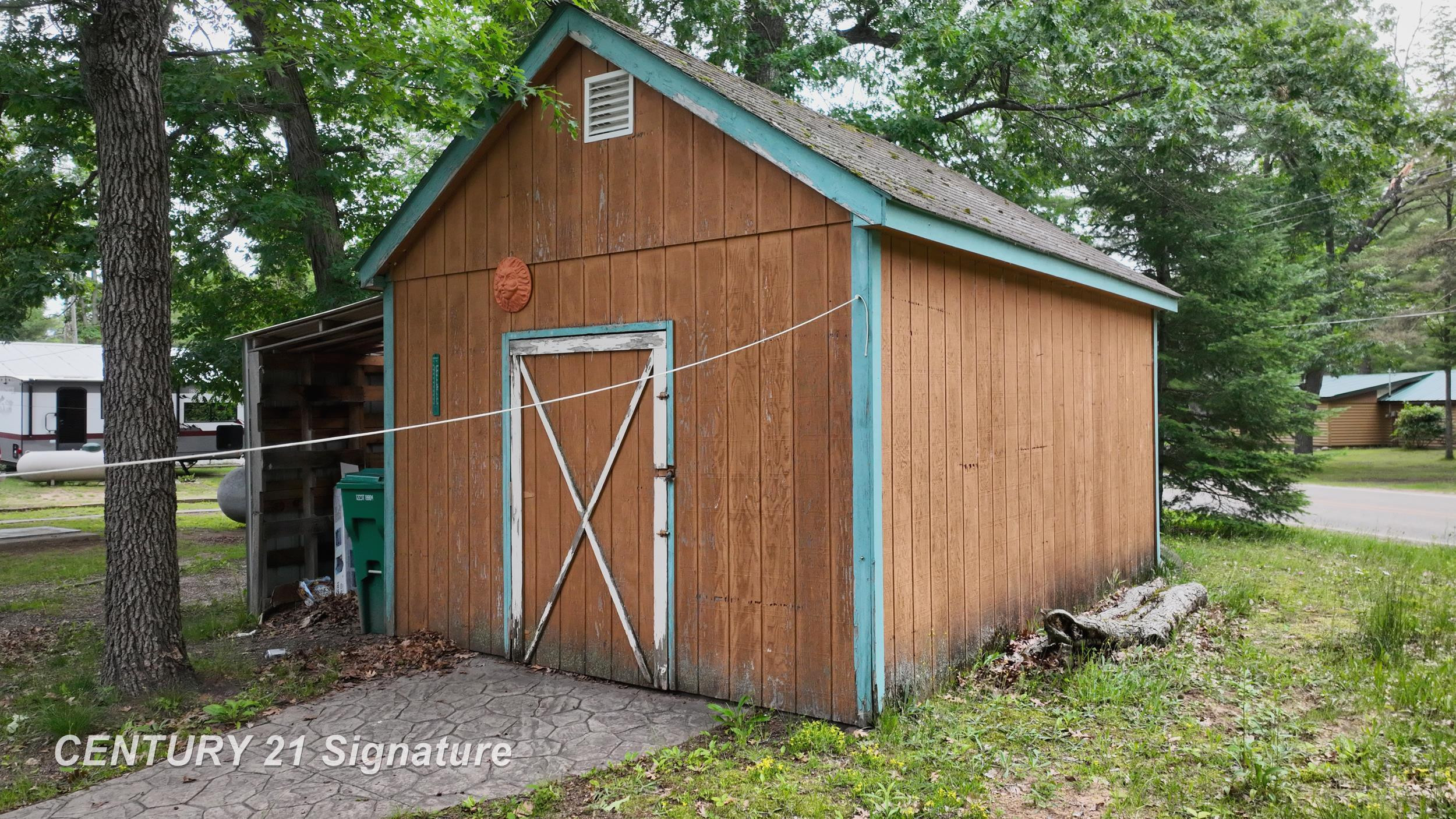 751 E Long Lake Drive, Harrison, MI 48625 — Photo 17
