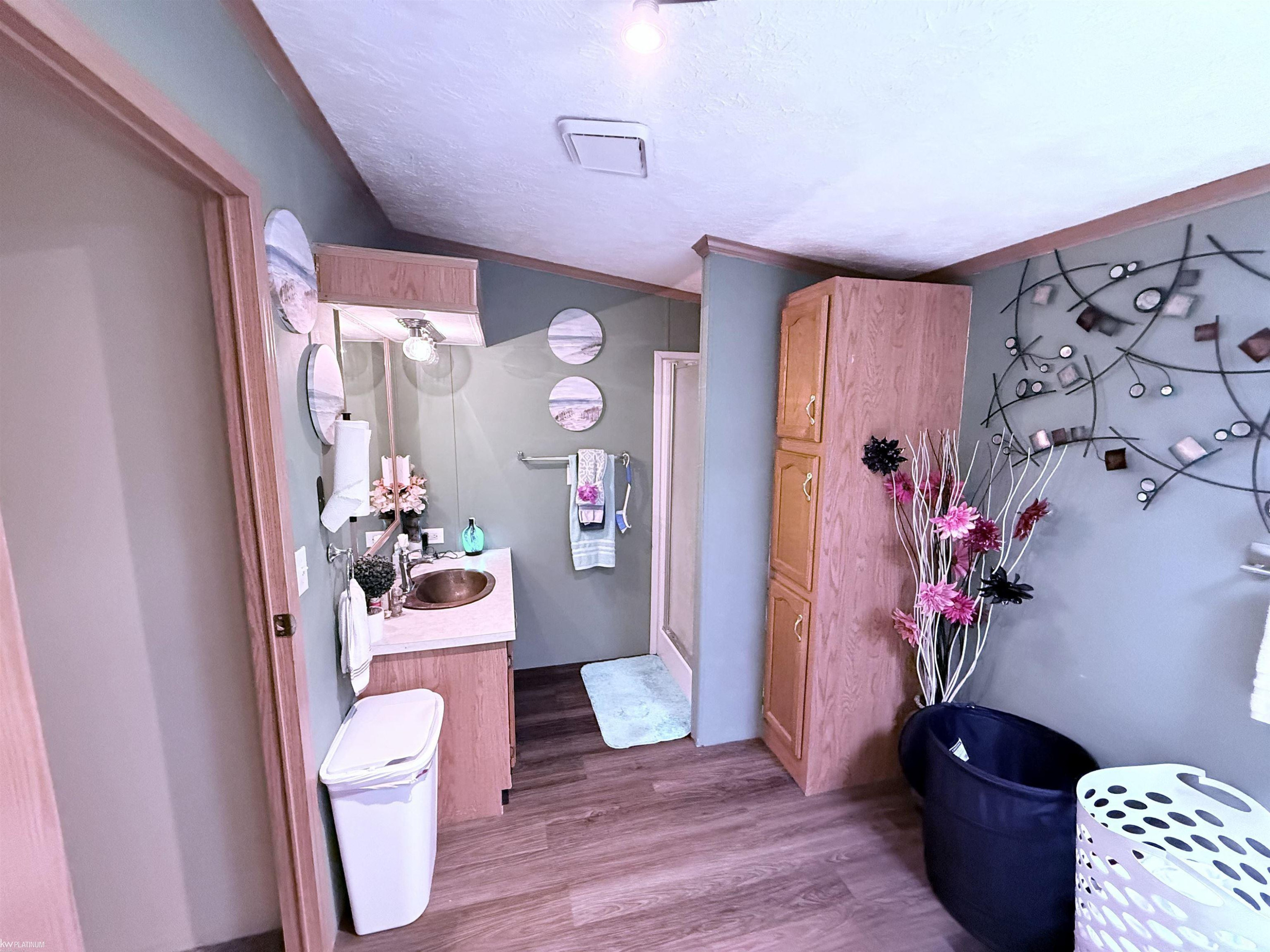 43864 Eureka Road, Clinton Twp, MI 48036 — Photo 5
