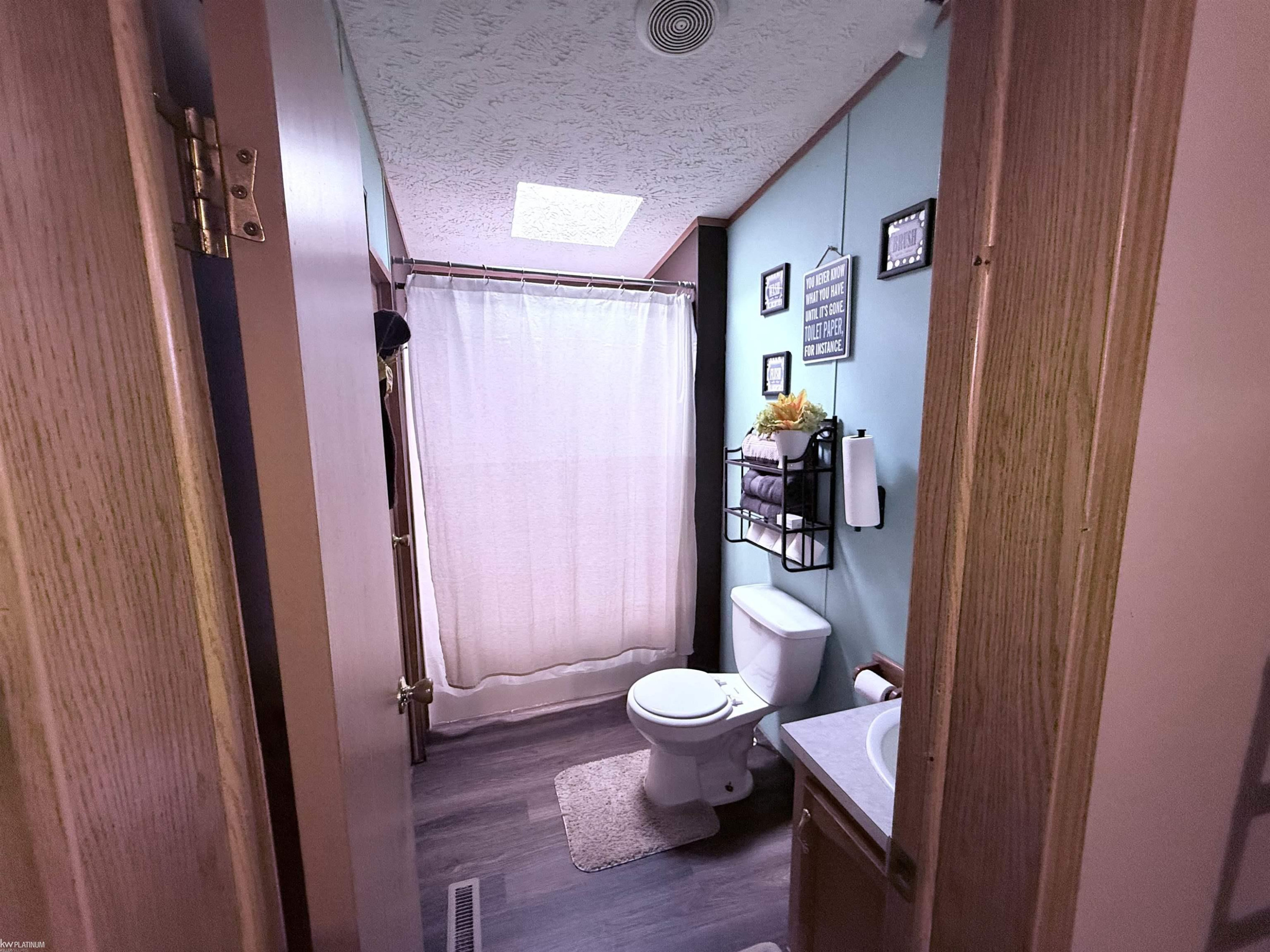 43864 Eureka Road, Clinton Twp, MI 48036 — Photo 18