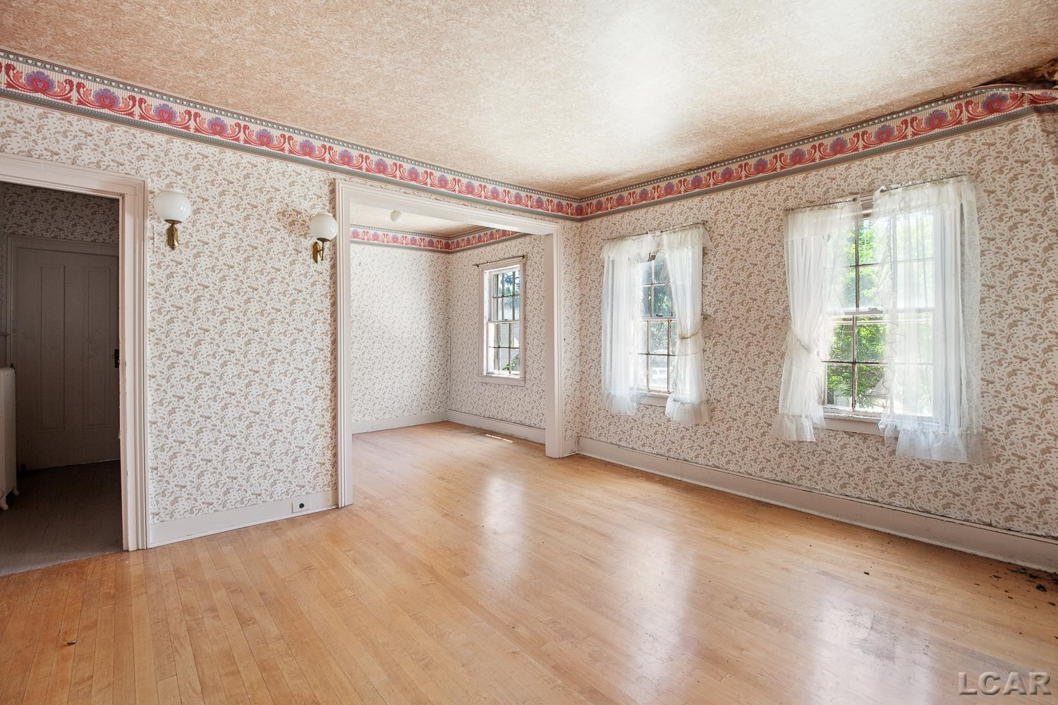 411 S Main Street, Adrian, MI 49221 — Photo 24