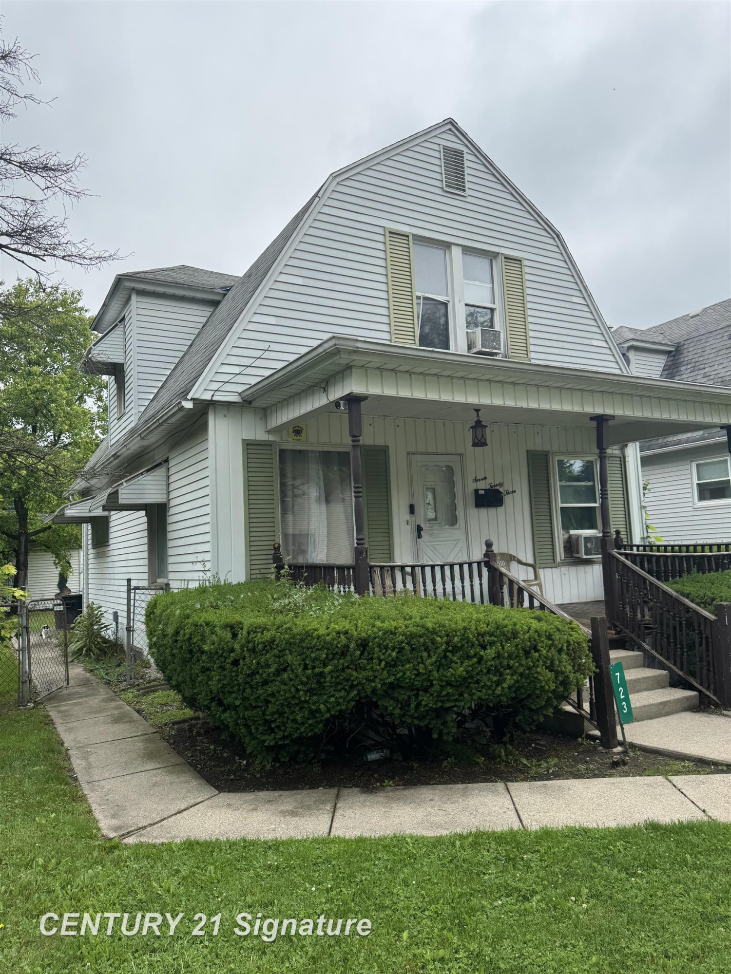 723 N Oakley Street, Saginaw, MI 48602 — Photo 2