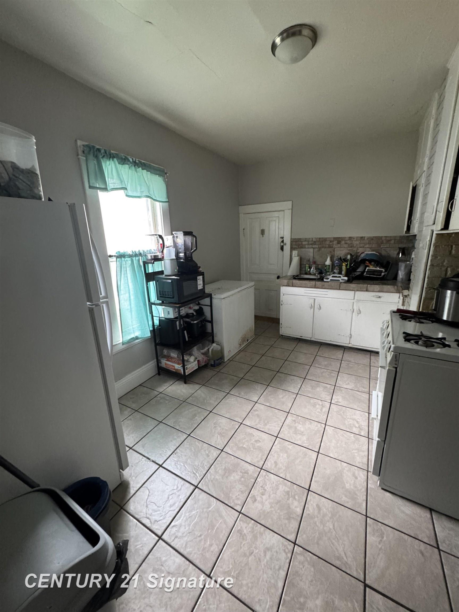 723 N Oakley Street, Saginaw, MI 48602 — Photo 9