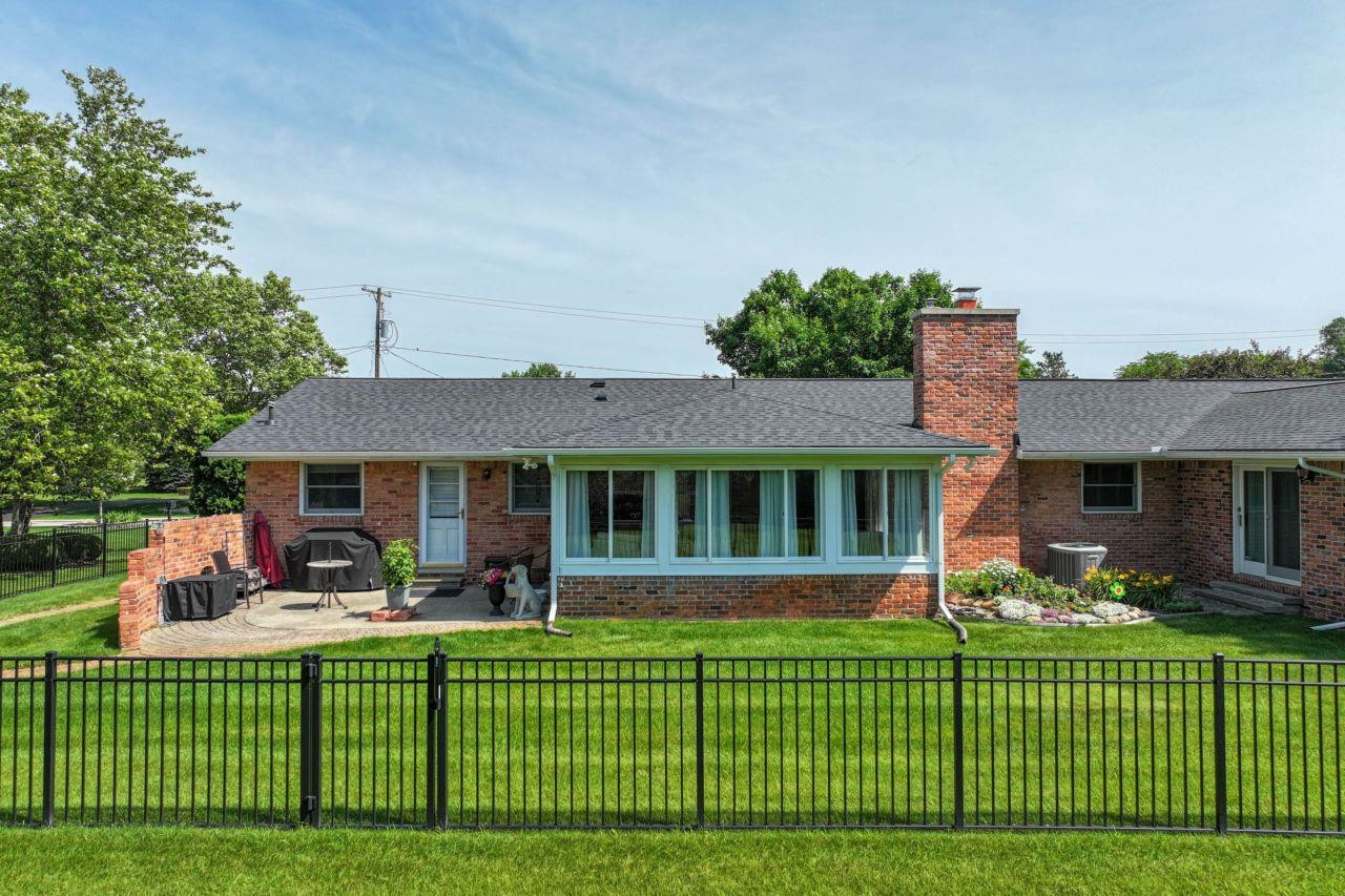 5466 Coral Ridge Drive, Grand Blanc, MI 48439 — Photo 32