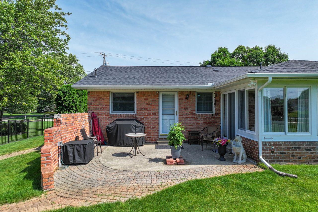 5466 Coral Ridge Drive, Grand Blanc, MI 48439 — Photo 33