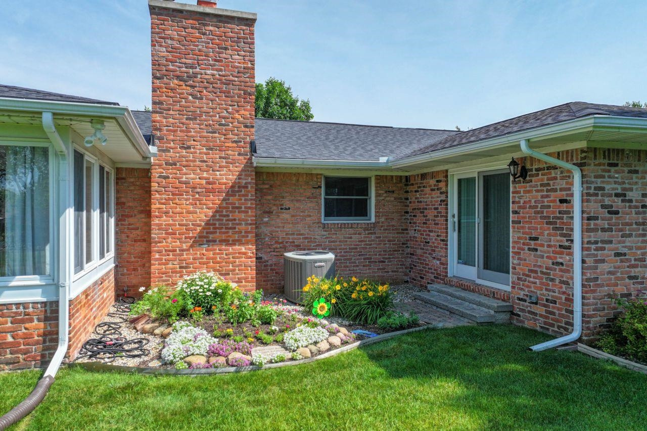 5466 Coral Ridge Drive, Grand Blanc, MI 48439 — Photo 34