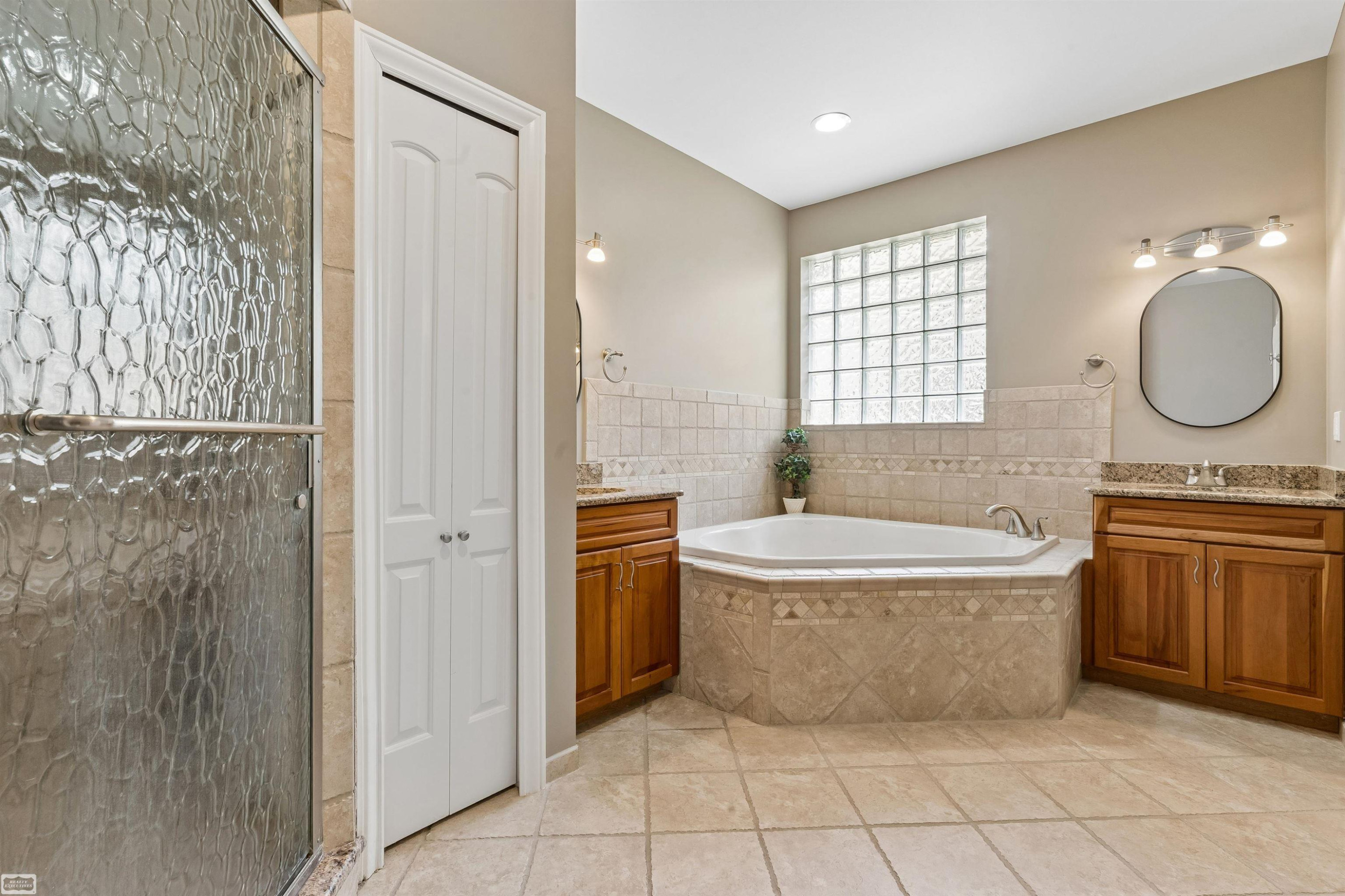 26578 Harvest Dr Drive, Chesterfield, MI — Photo 30
