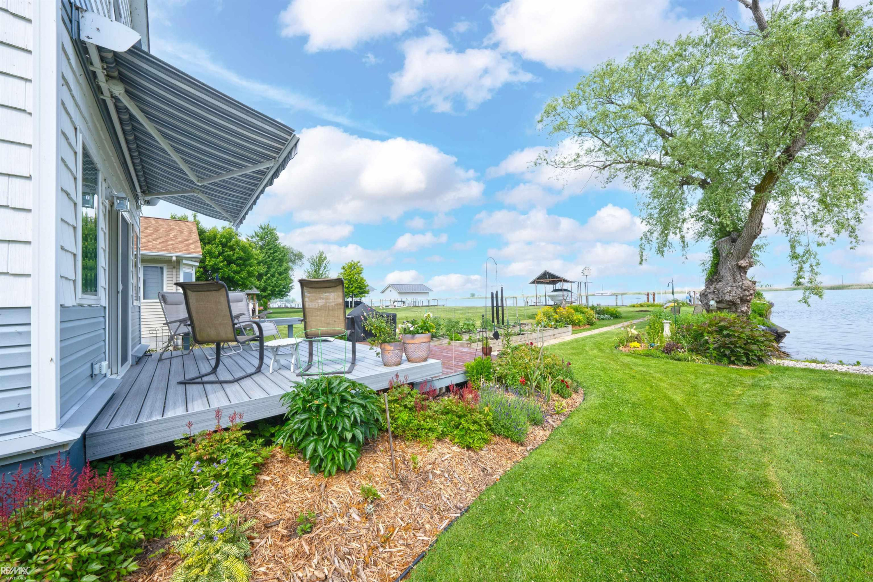 8292 Middle Channel Drive, MI 48028 — Photo 39
