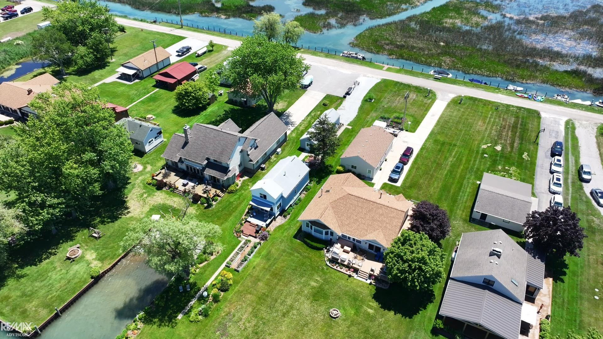 8292 Middle Channel Drive, MI 48028 — Photo 65
