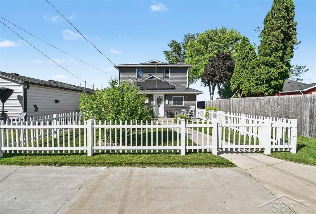 705 Bay Road, Bay City, MI 48706 — Photo 3