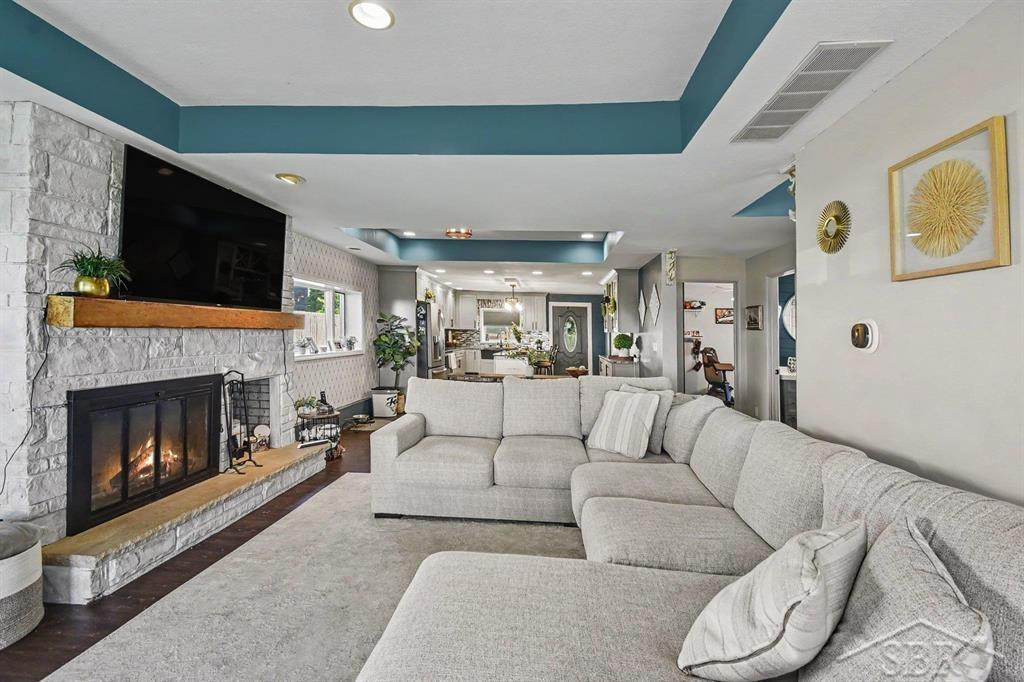 705 Bay Road, Bay City, MI 48706 — Photo 9