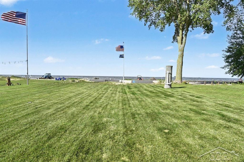 705 Bay Road, Bay City, MI 48706 — Photo 26