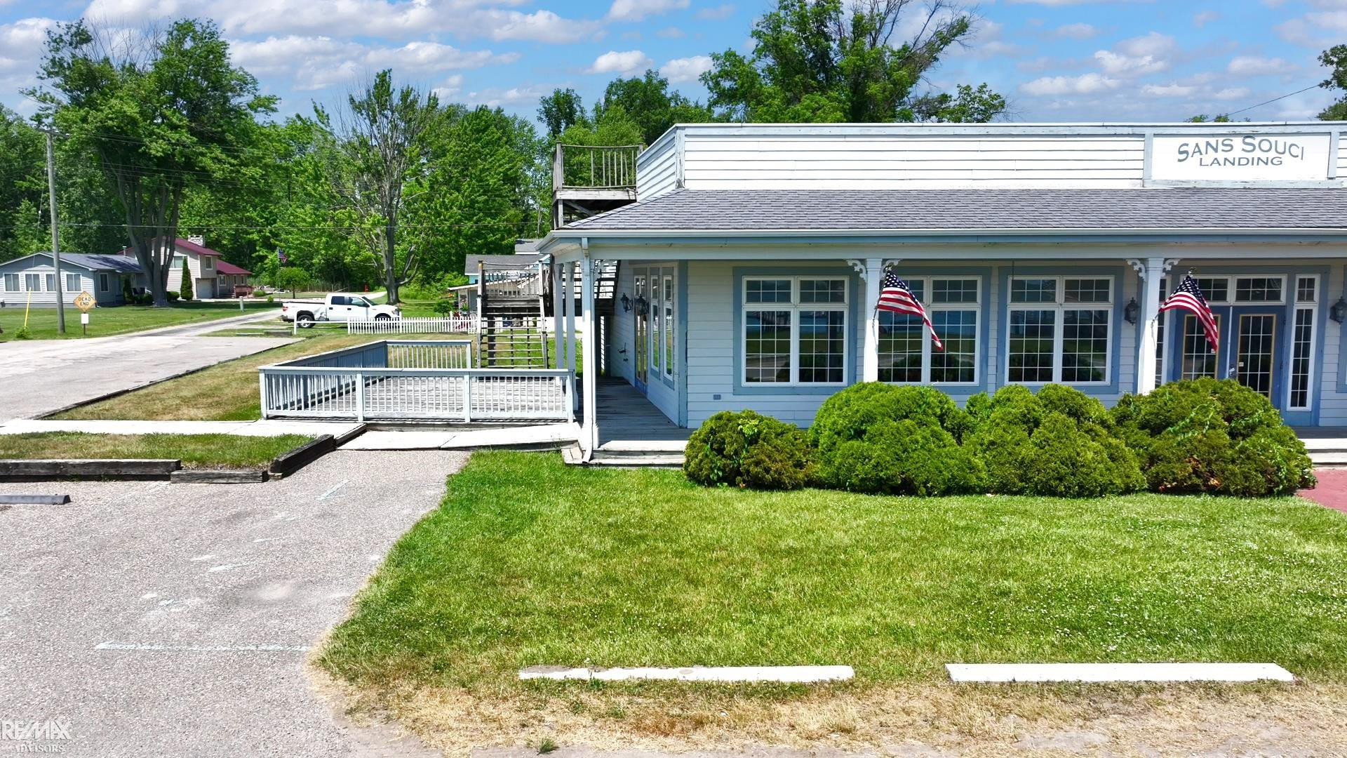 3070/3074 South Channel Drive, MI 48028 — Photo 6