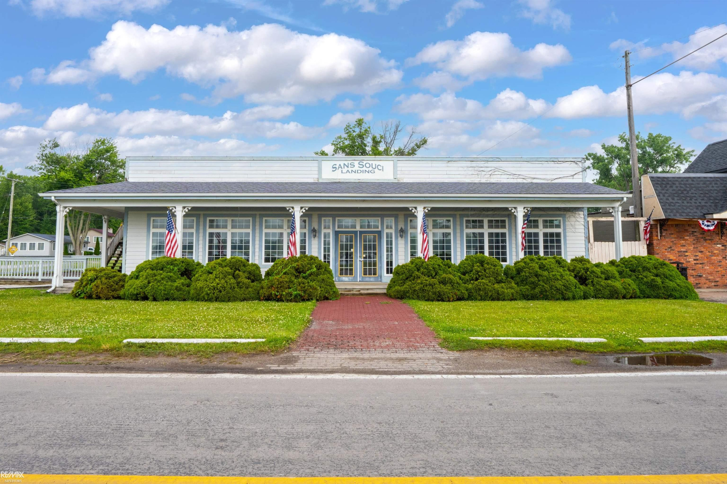 3070/3074 South Channel Drive, MI 48028 — Photo 28