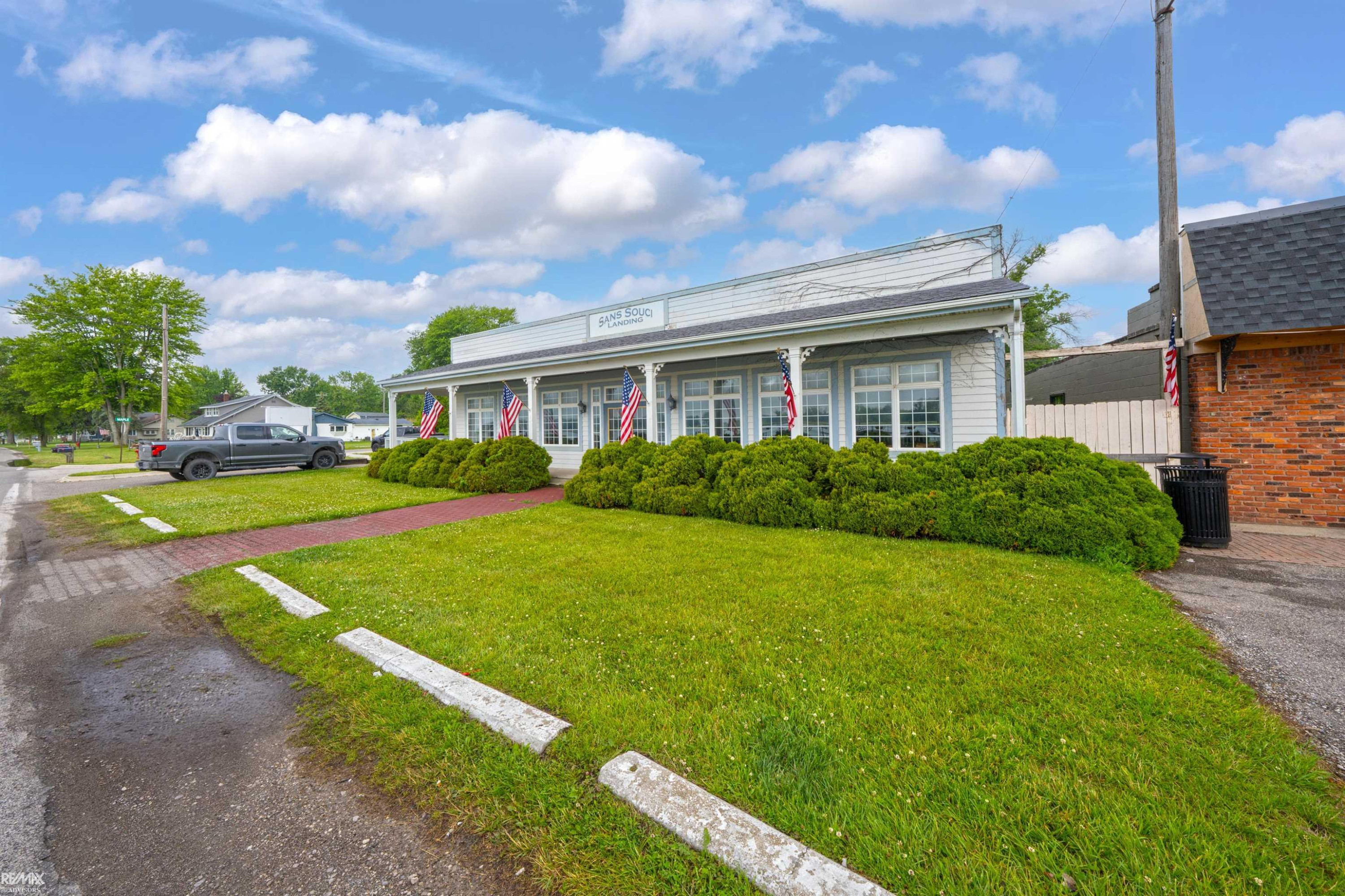 3070/3074 South Channel Drive, MI 48028 — Photo 29