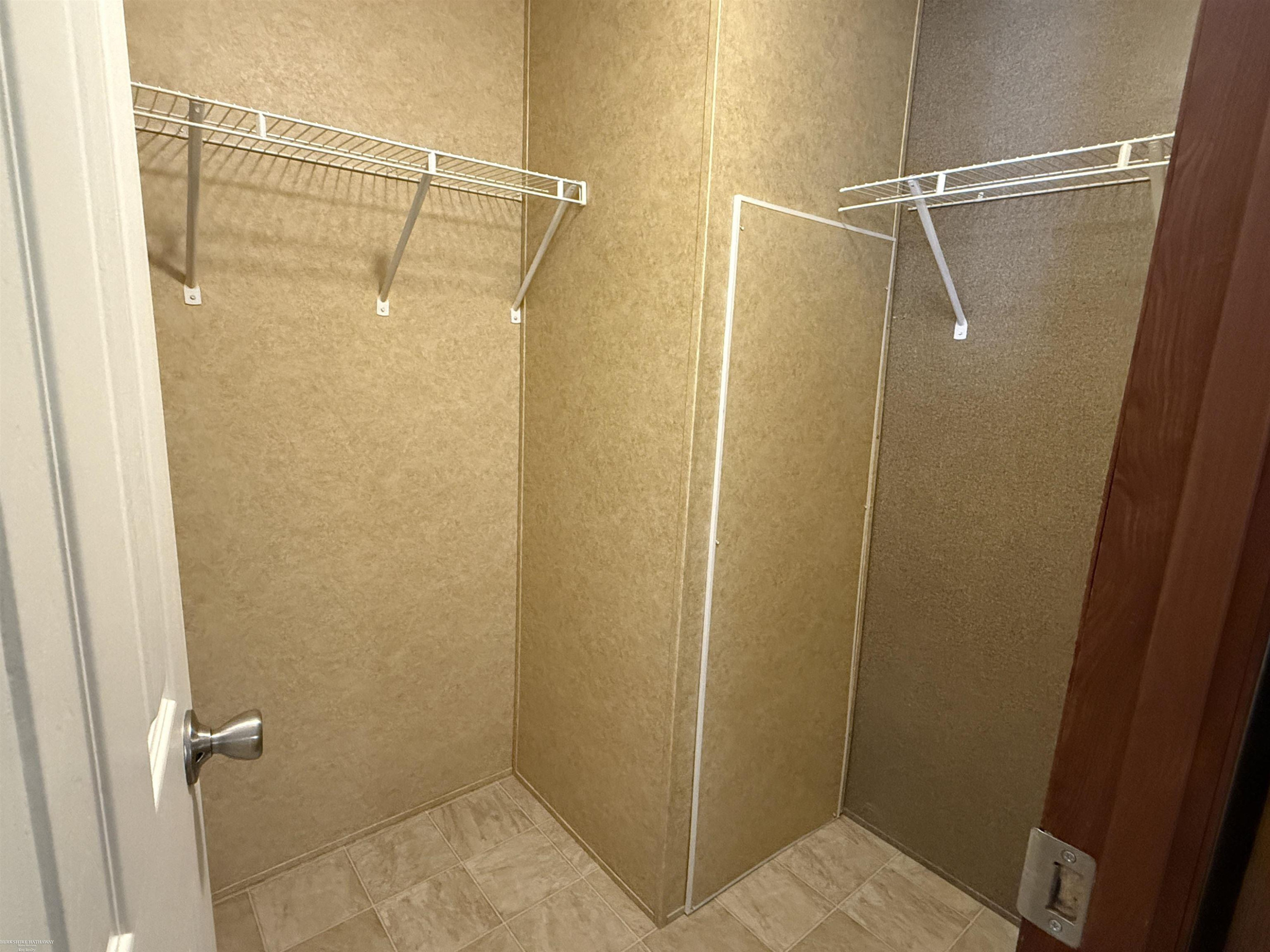 4539 Carlton Road, Sterling Heights, MI 48310 — Photo 12