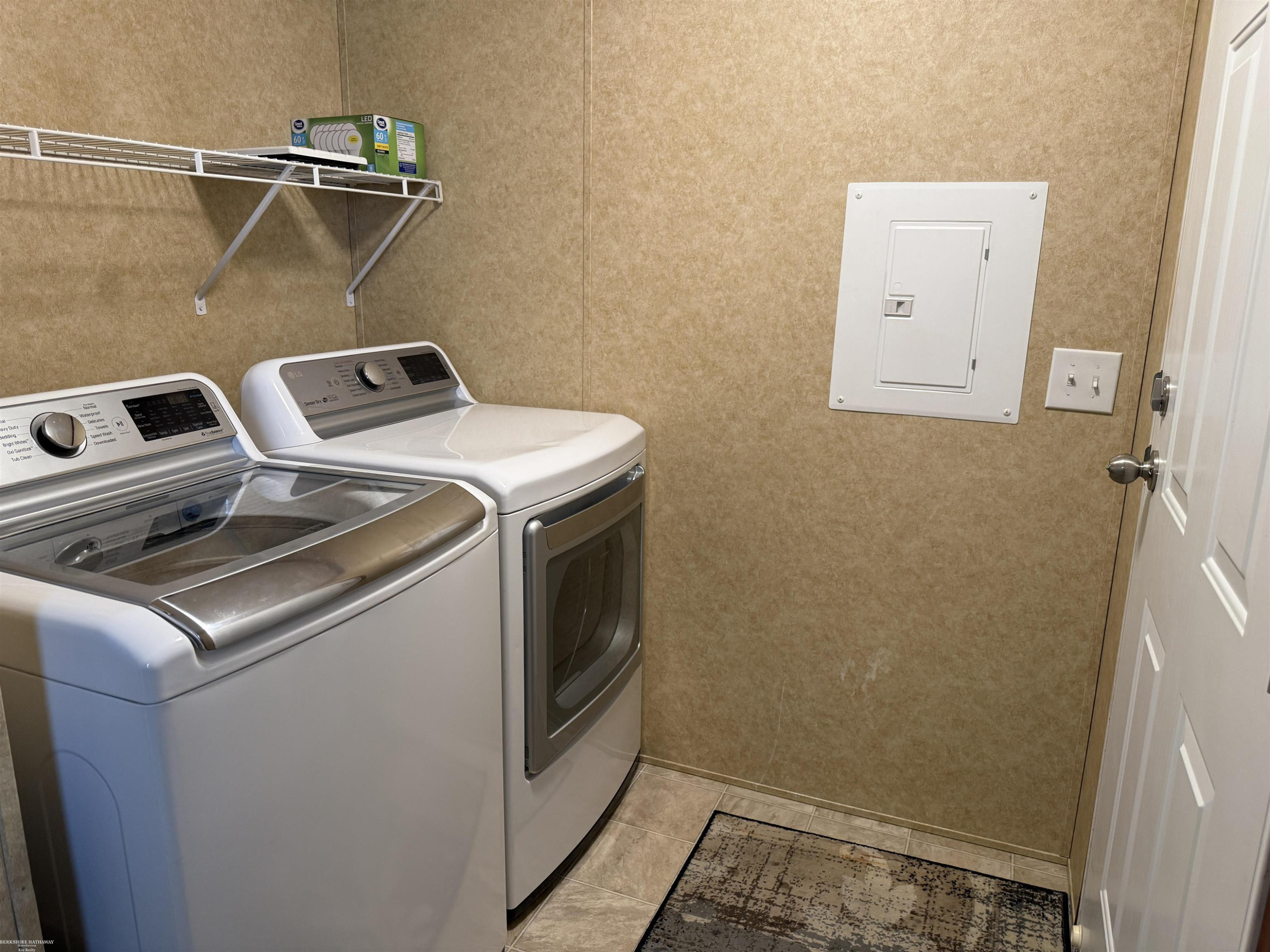 4539 Carlton Road, Sterling Heights, MI 48310 — Photo 17