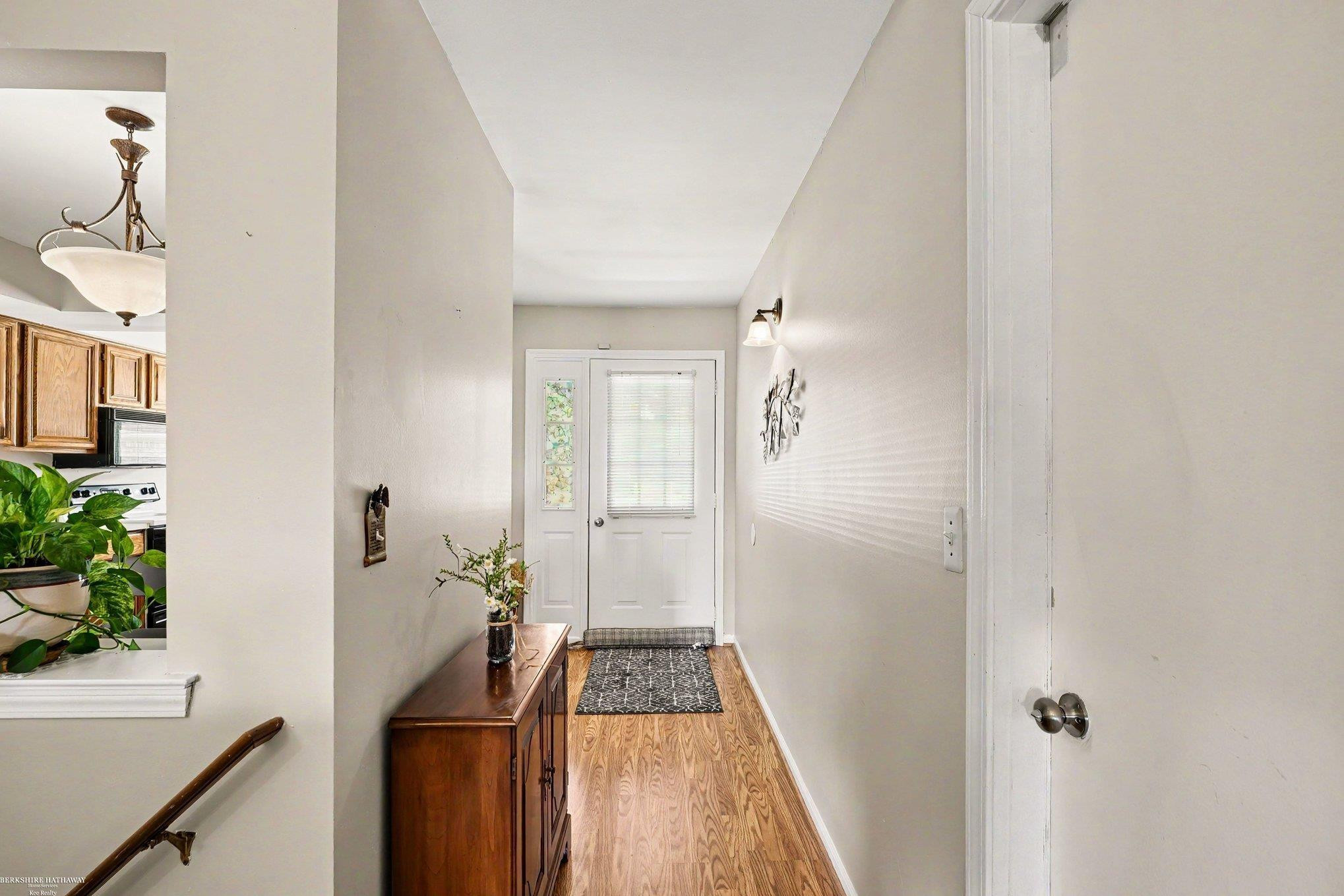 42278 Hidden Brook Drive, Clinton Twp, MI 48038 — Photo 4
