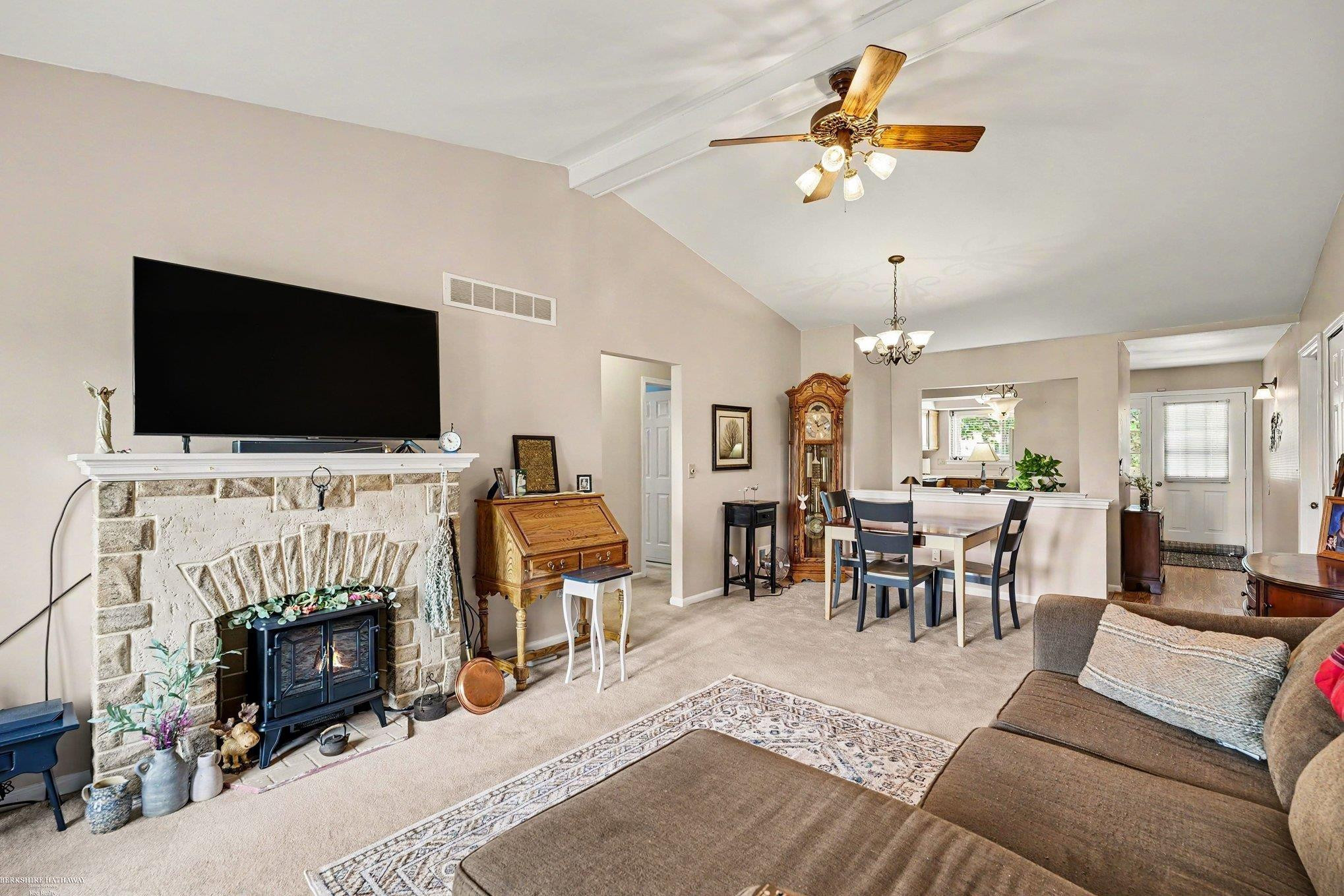 42278 Hidden Brook Drive, Clinton Twp, MI 48038 — Photo 9