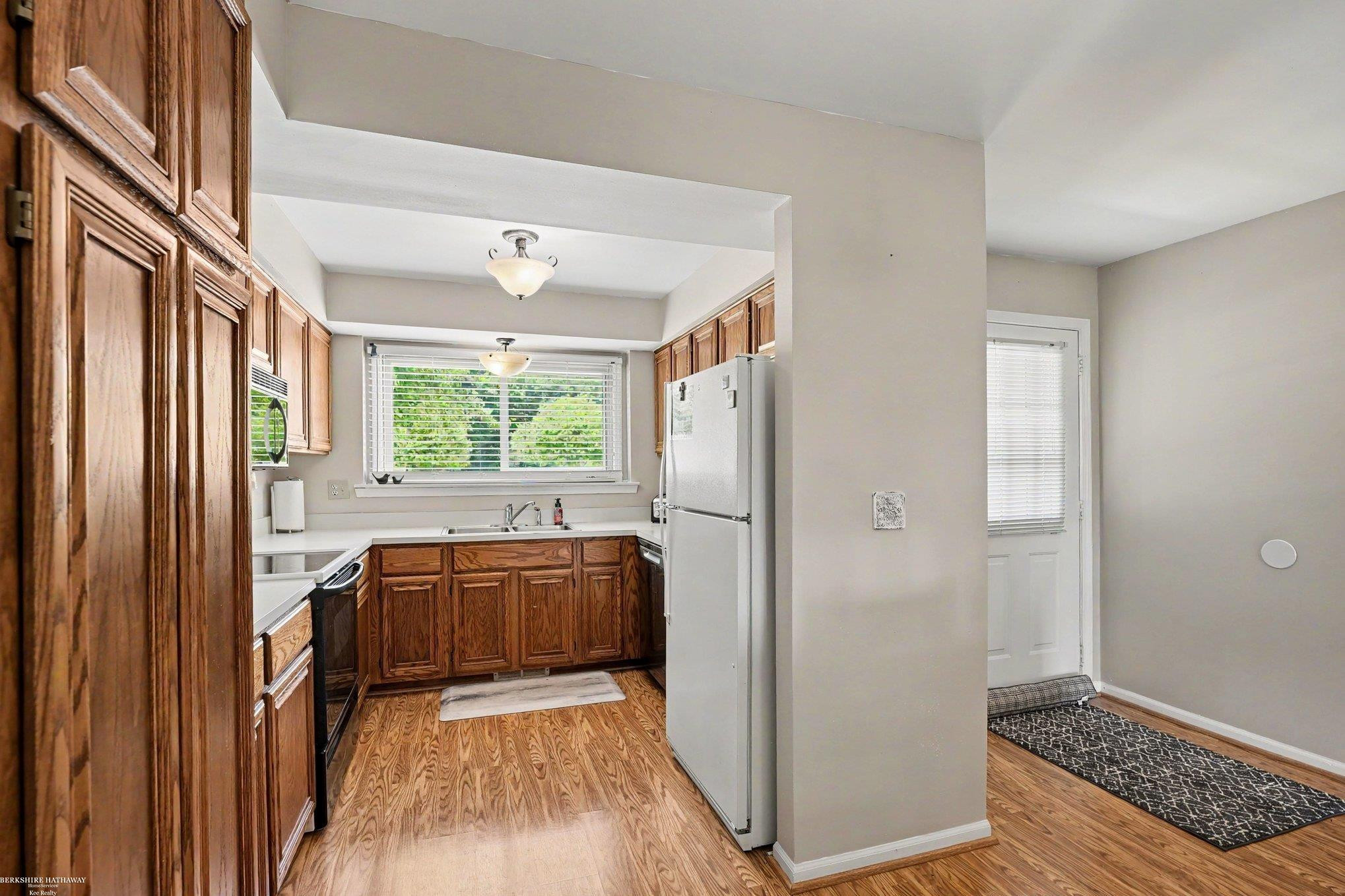 42278 Hidden Brook Drive, Clinton Twp, MI 48038 — Photo 13