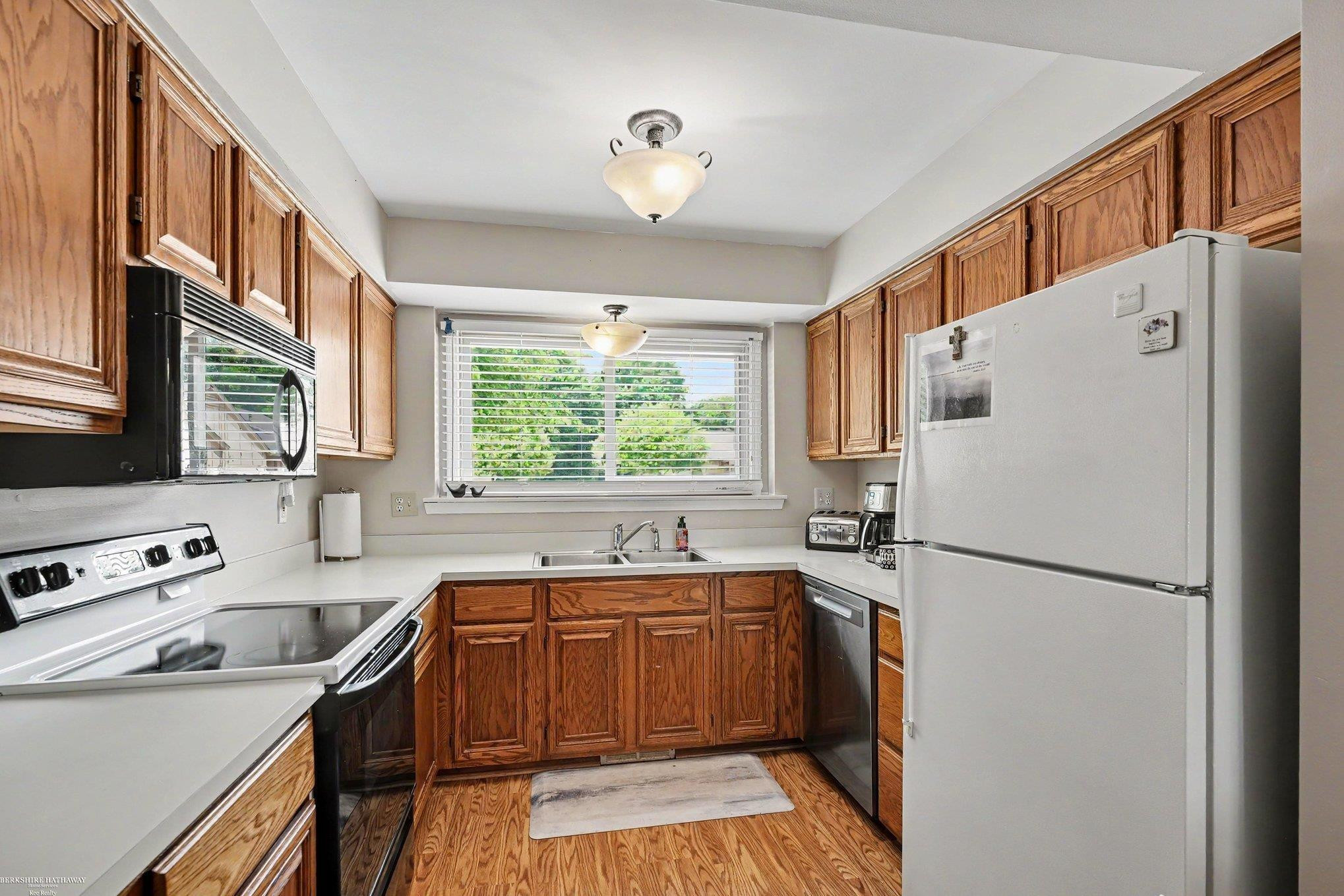 42278 Hidden Brook Drive, Clinton Twp, MI 48038 — Photo 15