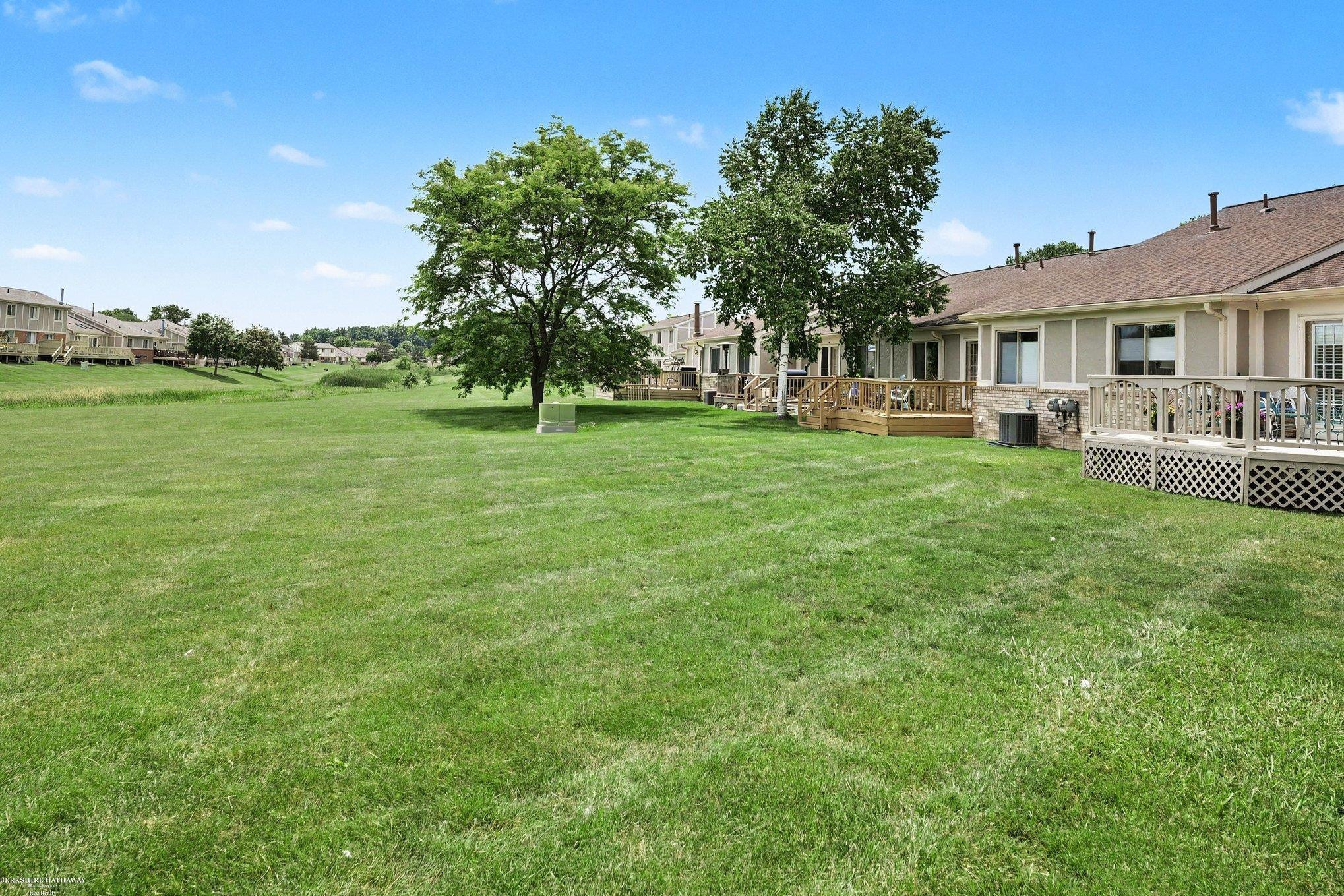 42278 Hidden Brook Drive, Clinton Twp, MI 48038 — Photo 26