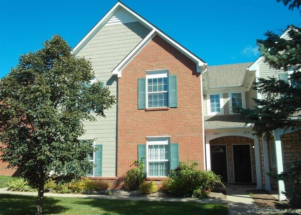 2009 Monarch Drive, Utica, MI 48316 — front exterior