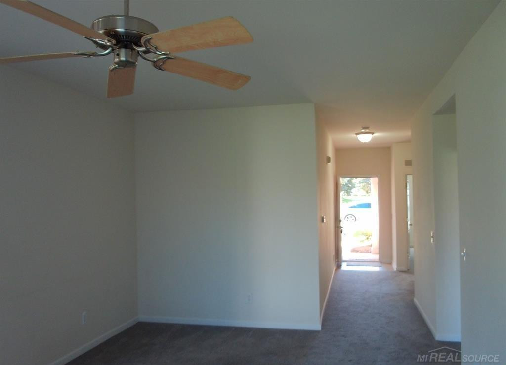 2009 Monarch Drive, Utica, MI 48316 — Photo 4