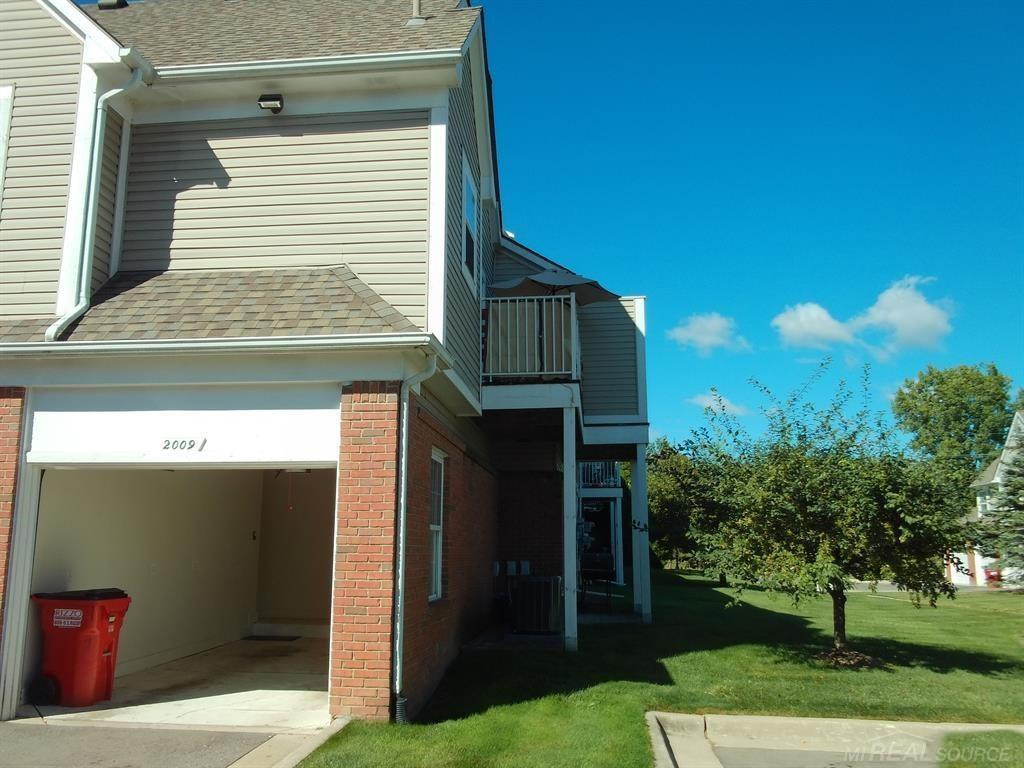 2009 Monarch Drive, Utica, MI 48316 — Photo 11