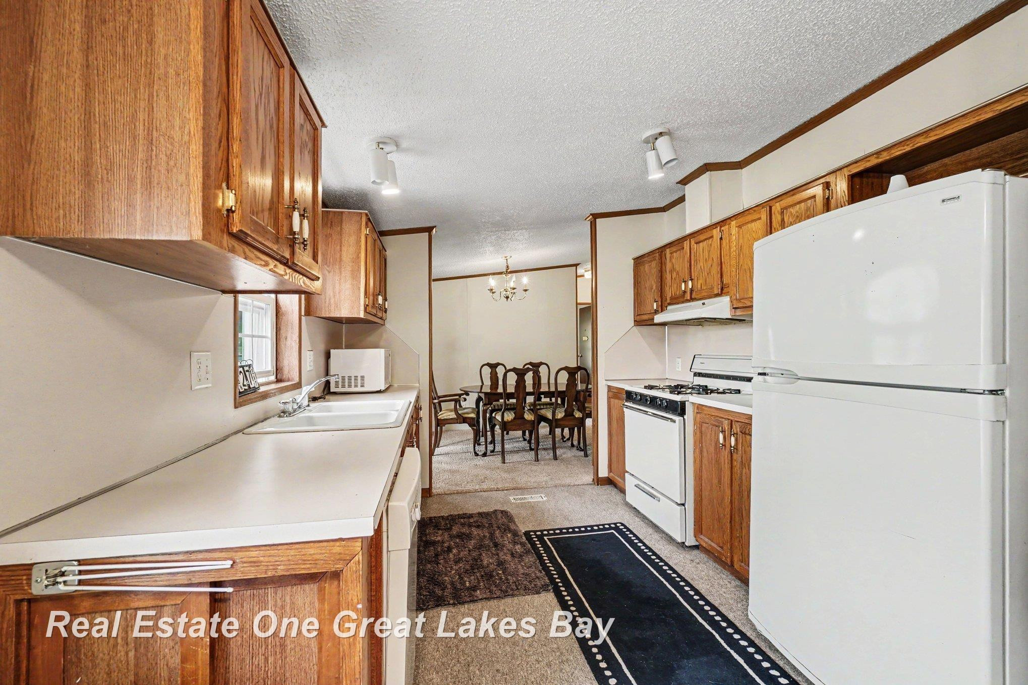 760 Doro Lane, Saginaw, MI 48604 — Photo 9