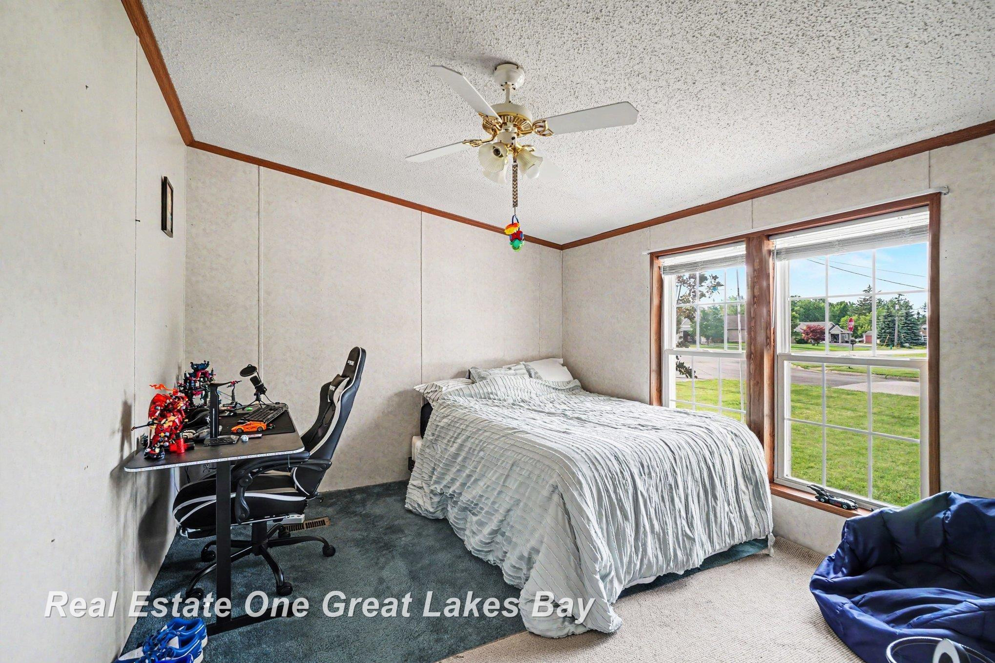760 Doro Lane, Saginaw, MI 48604 — Photo 12