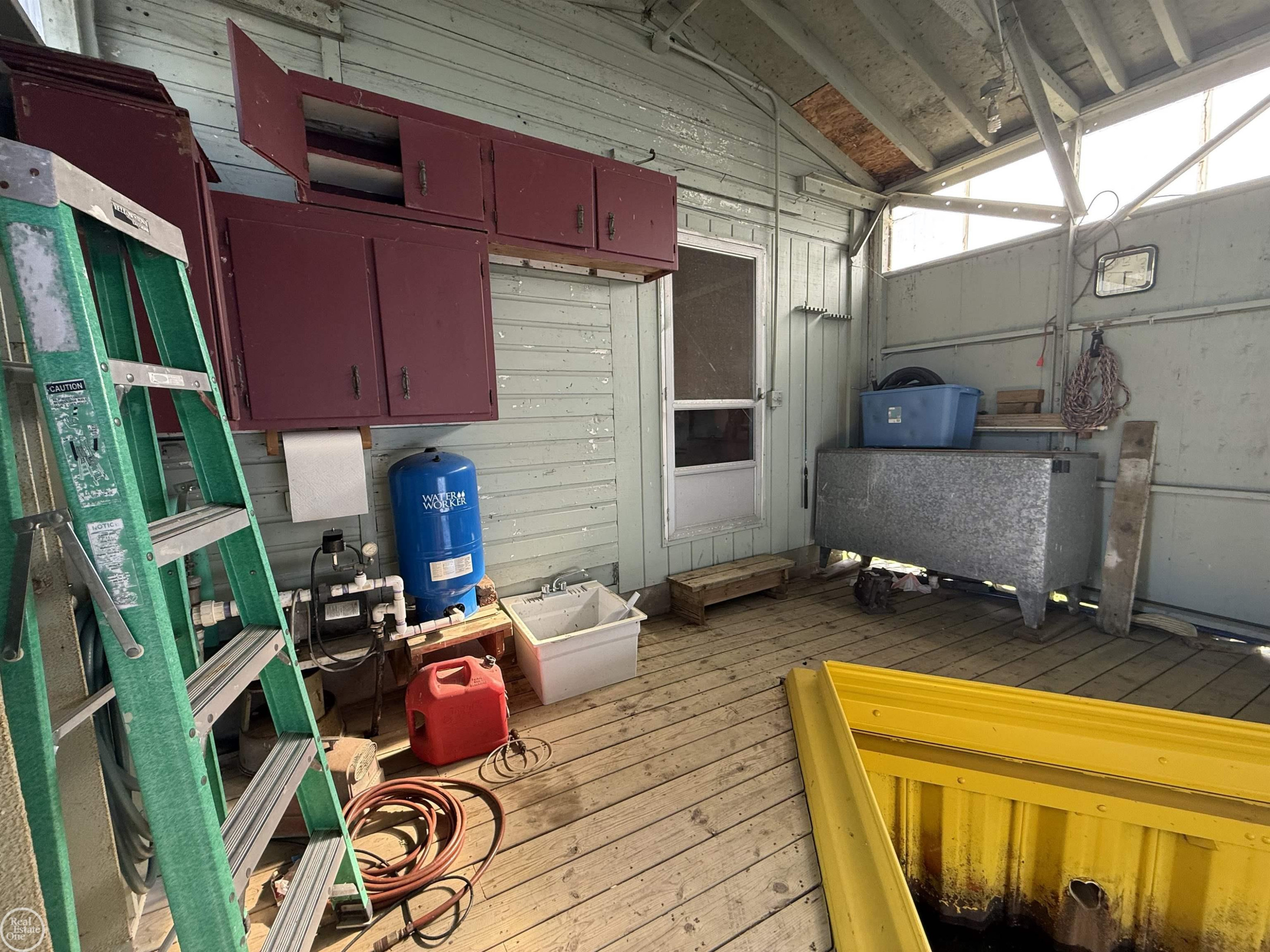8473 Dixie Highway, MI — Photo 22