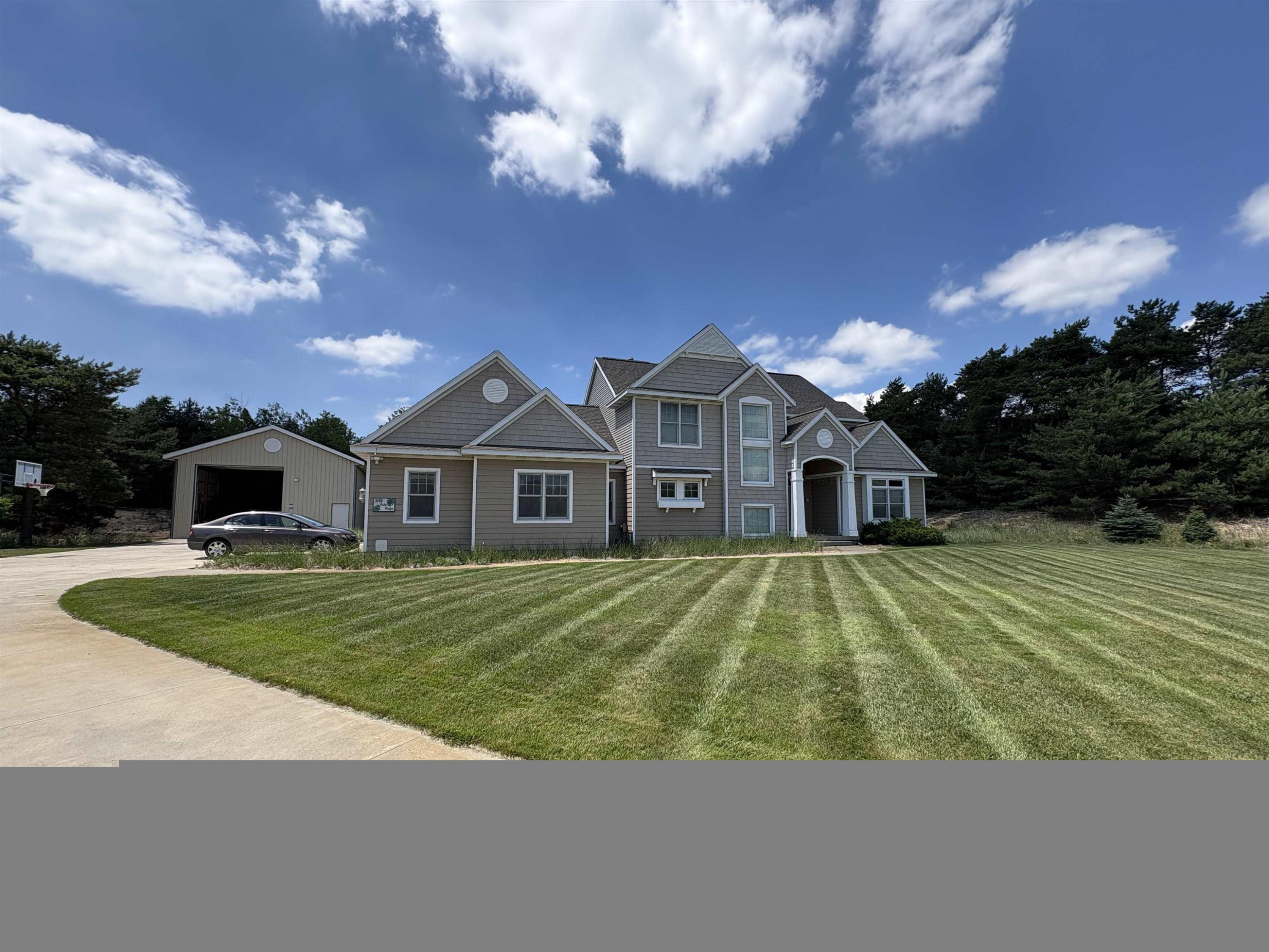 5155 Ruby Ridge Street, Holland, MI 49424