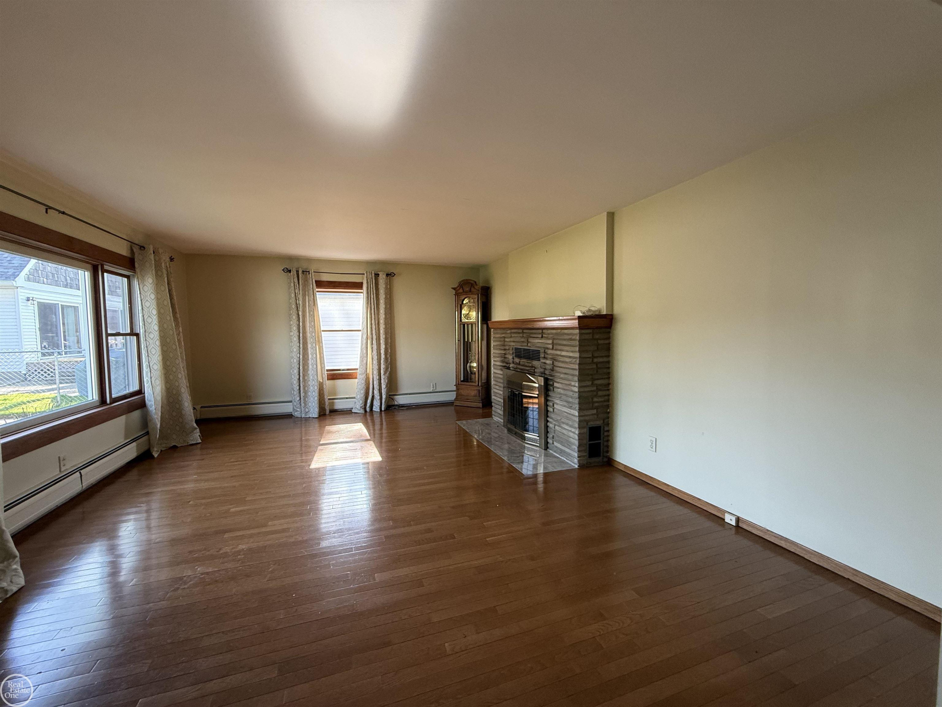 8473 Dixie Highway, MI — Photo 28