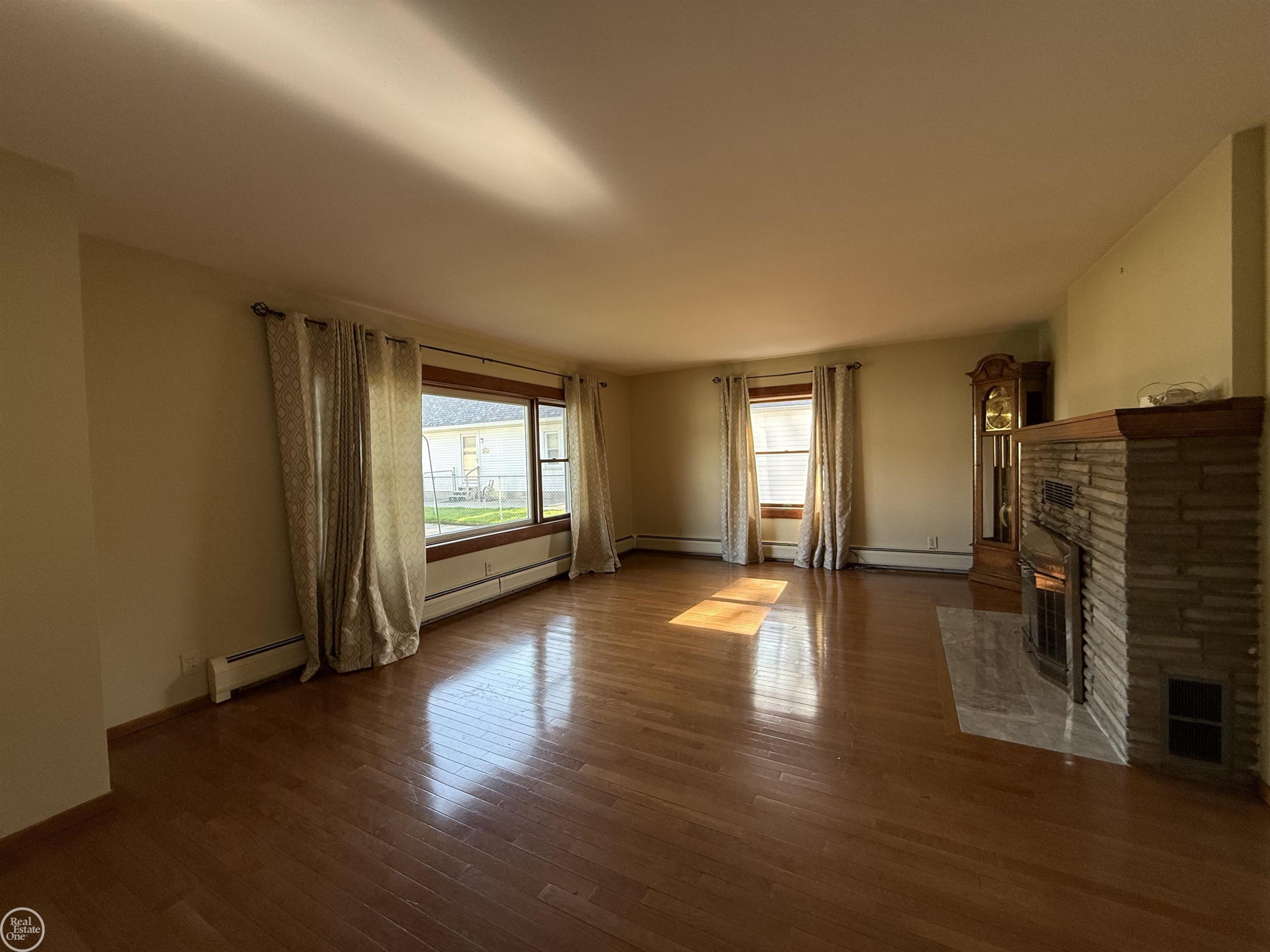 8473 Dixie Highway, MI — Photo 29