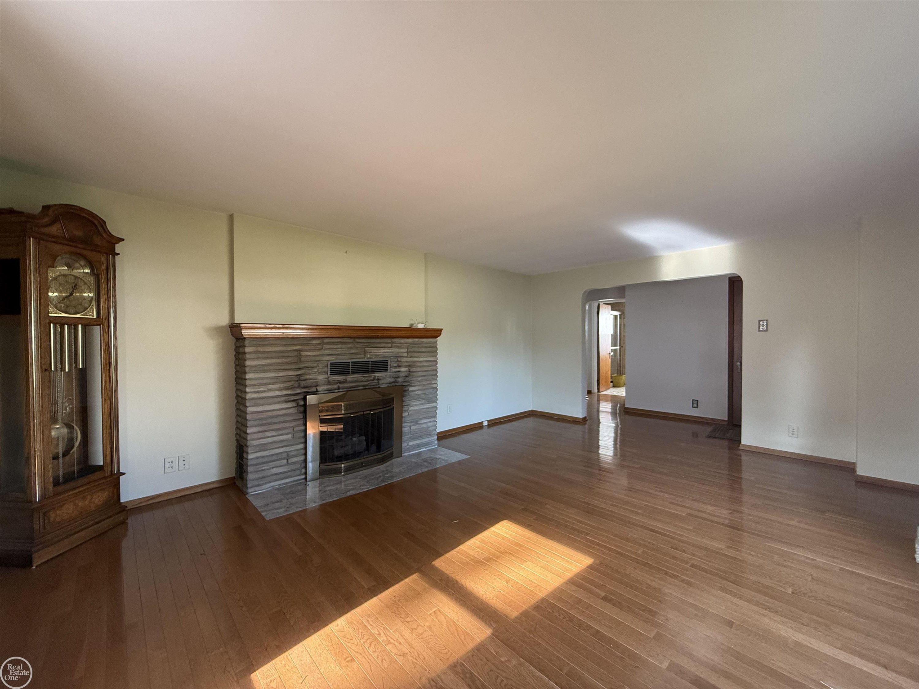 8473 Dixie Highway, MI — Photo 34