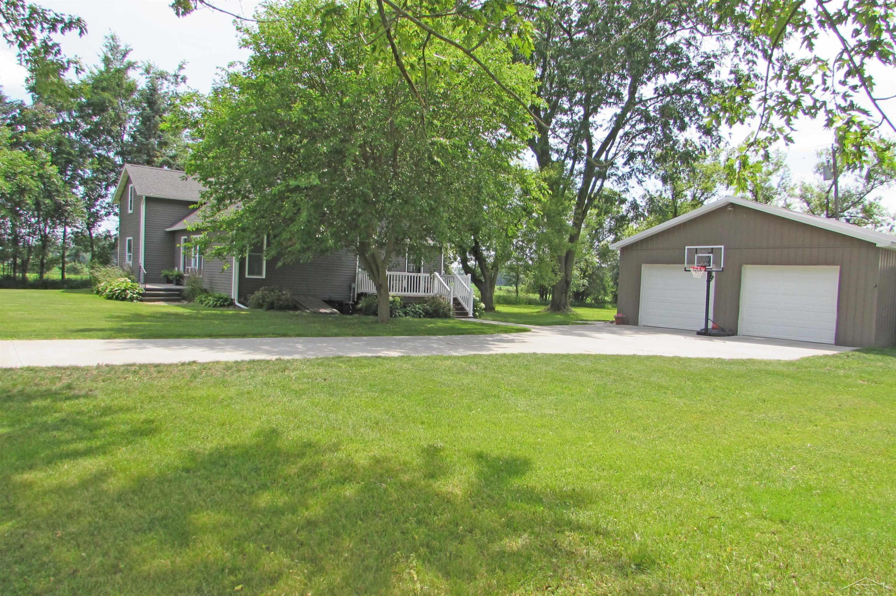 834 S Dietz Road, Webberville, MI 48892 — Photo 4