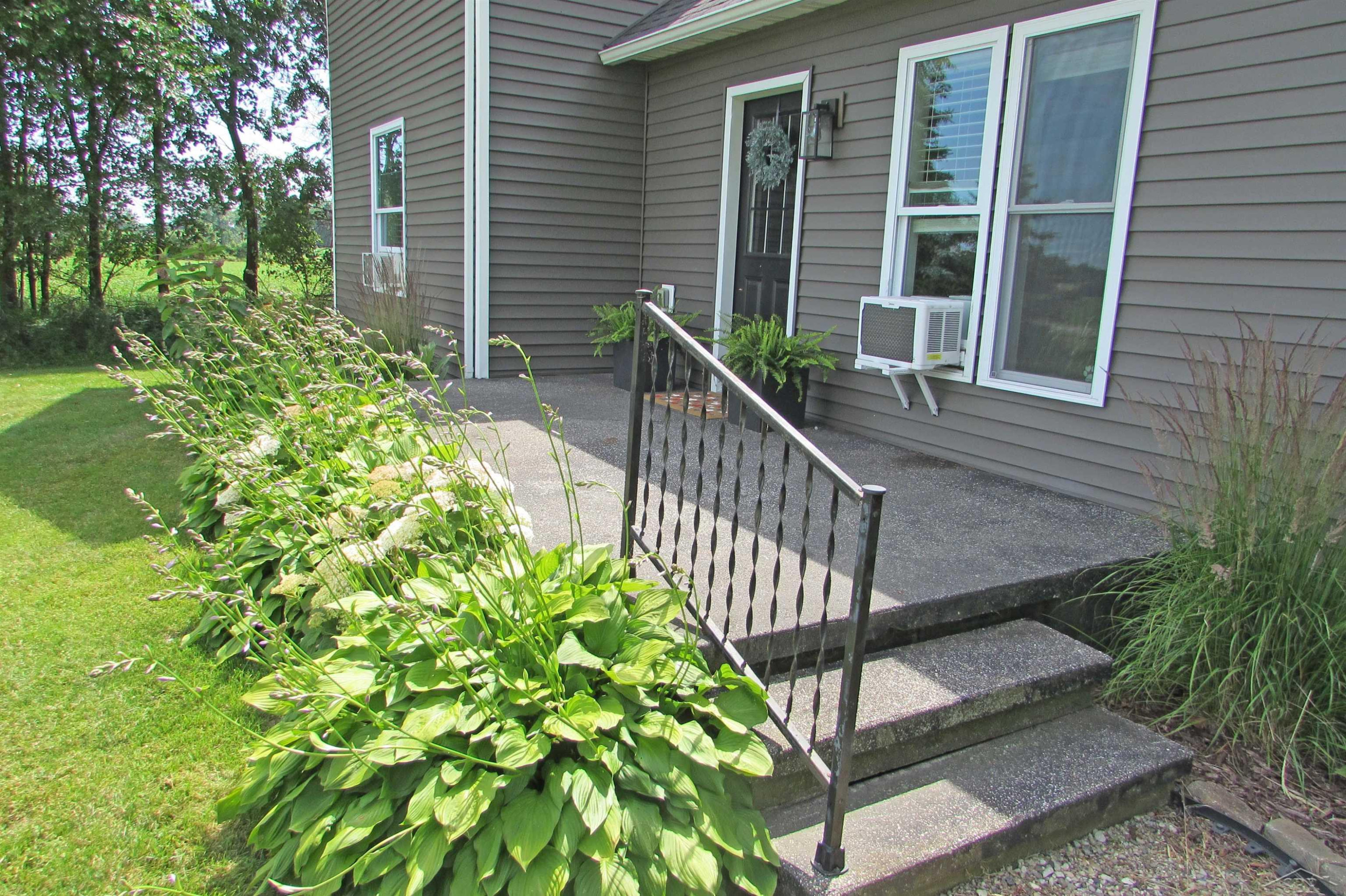 834 S Dietz Road, Webberville, MI 48892 — Photo 13