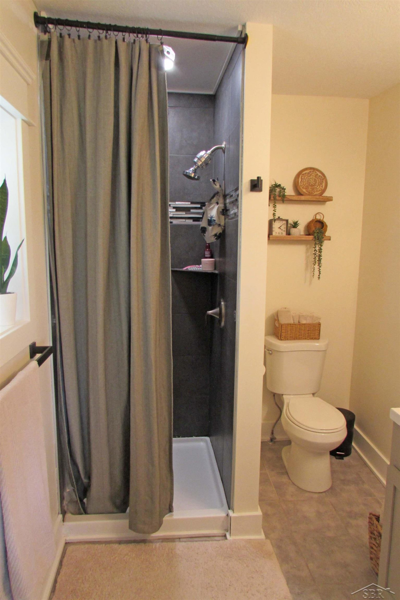 834 S Dietz Road, Webberville, MI 48892 — Photo 39