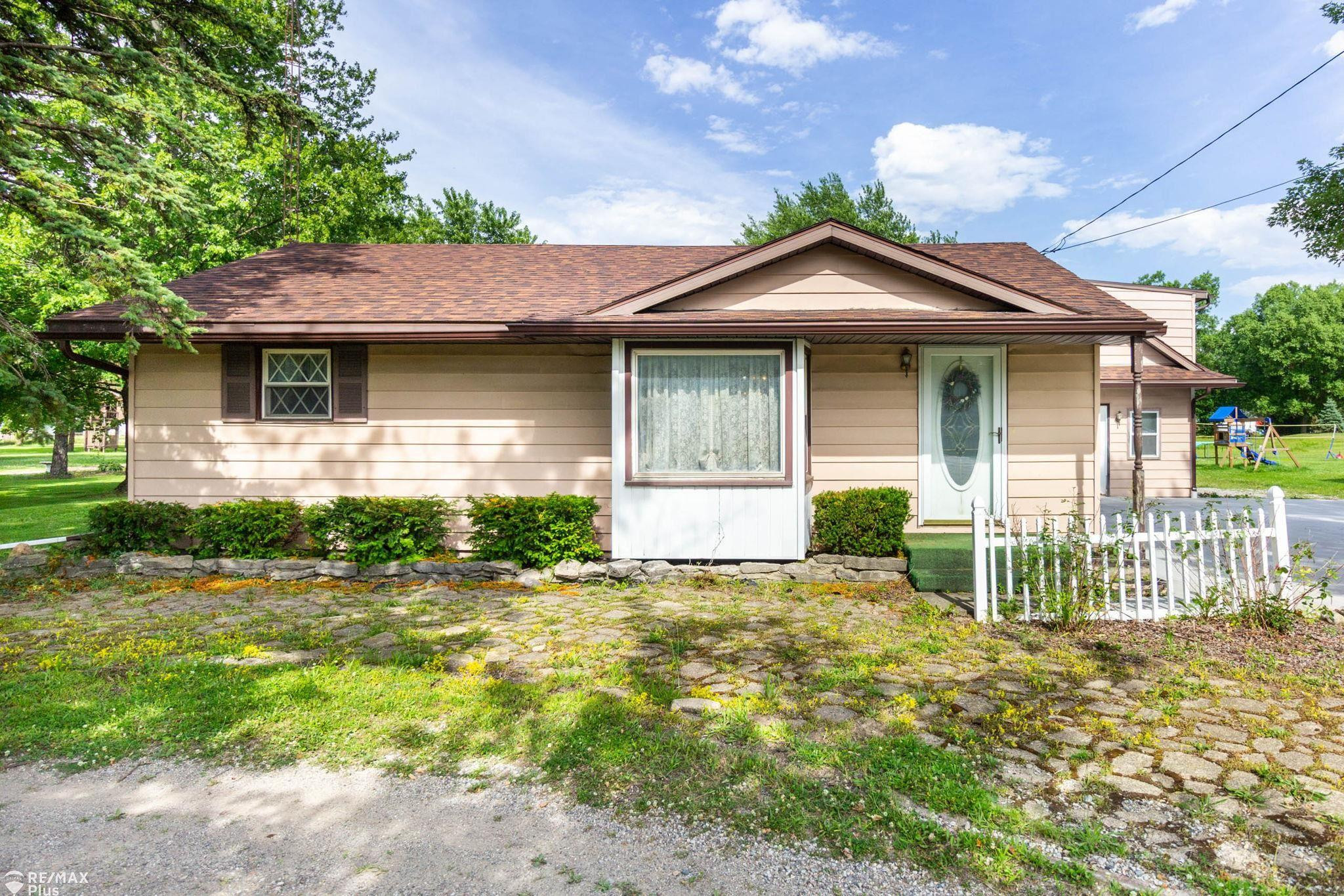 3350 N Belsay Road, Flint, MI 48506