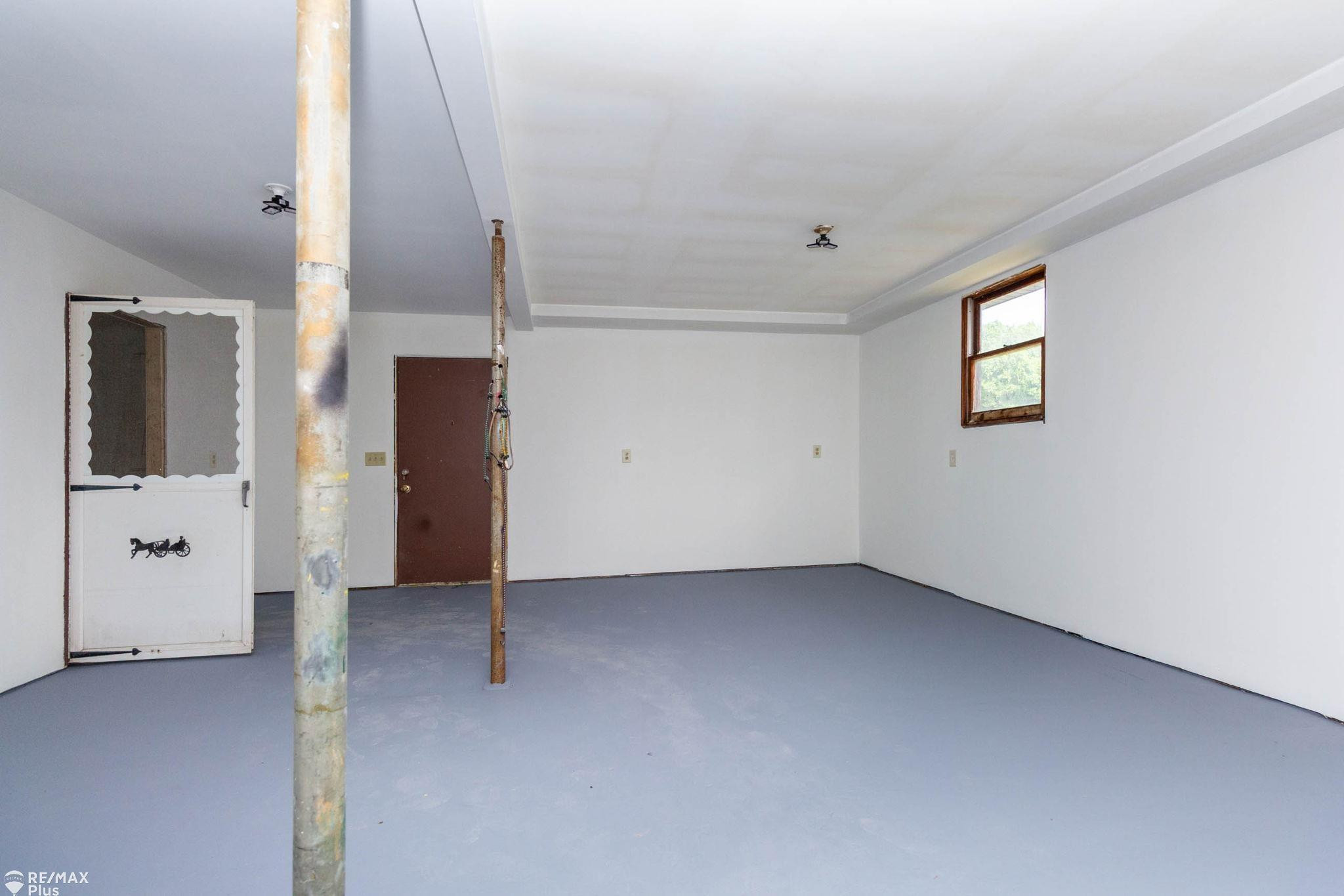 3350 N Belsay Road, Flint, MI 48506 — Photo 28