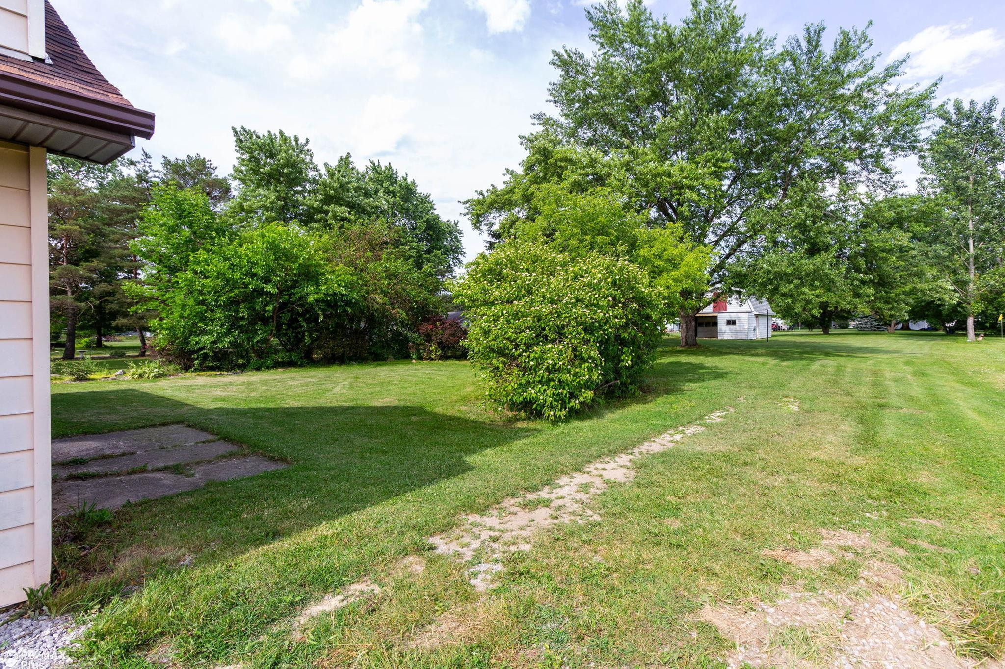 3350 N Belsay Road, Flint, MI 48506 — Photo 36