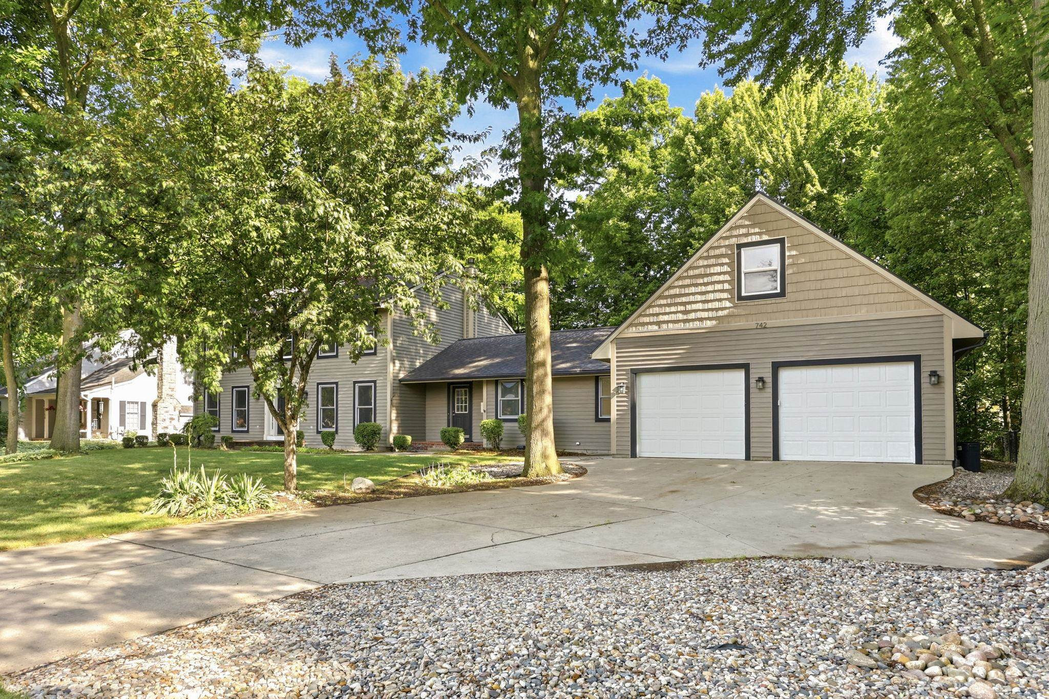 742 Wren Road, Frankenmuth, MI 48734 — Photo 5