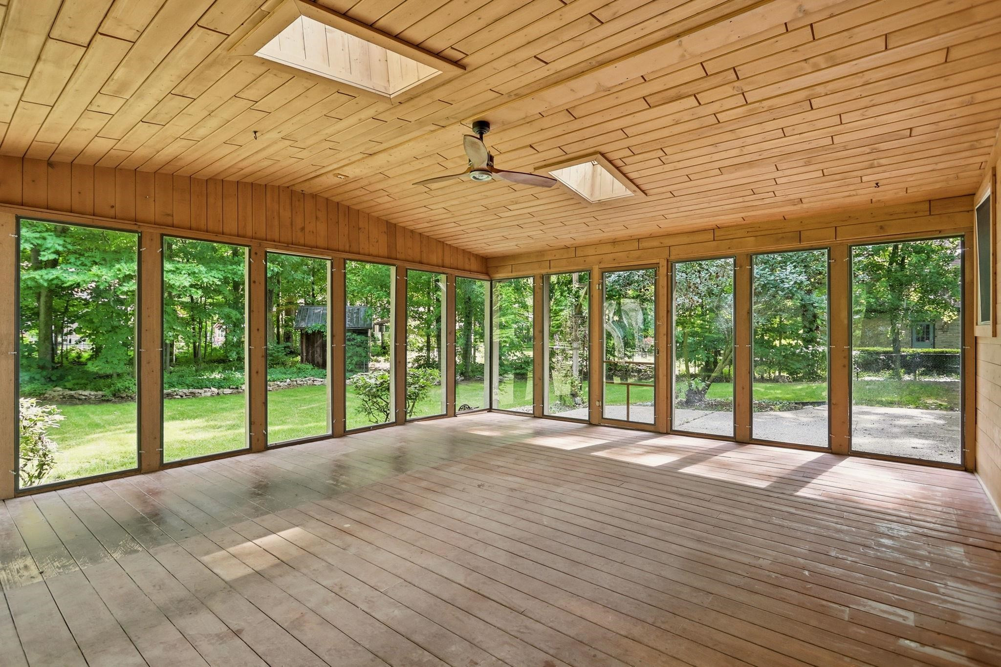 742 Wren Road, Frankenmuth, MI 48734 — Photo 32